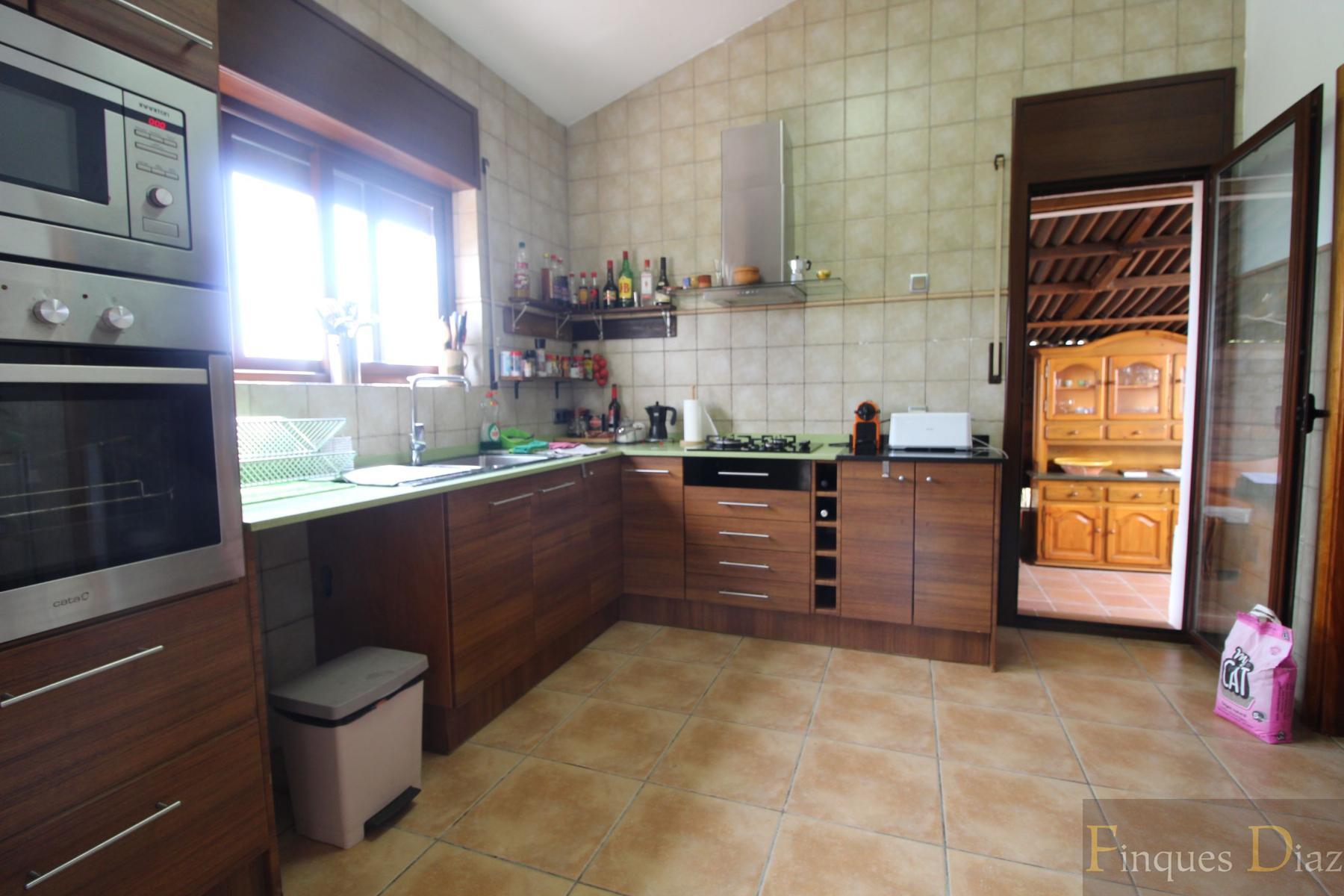 For sale of house in Palafolls