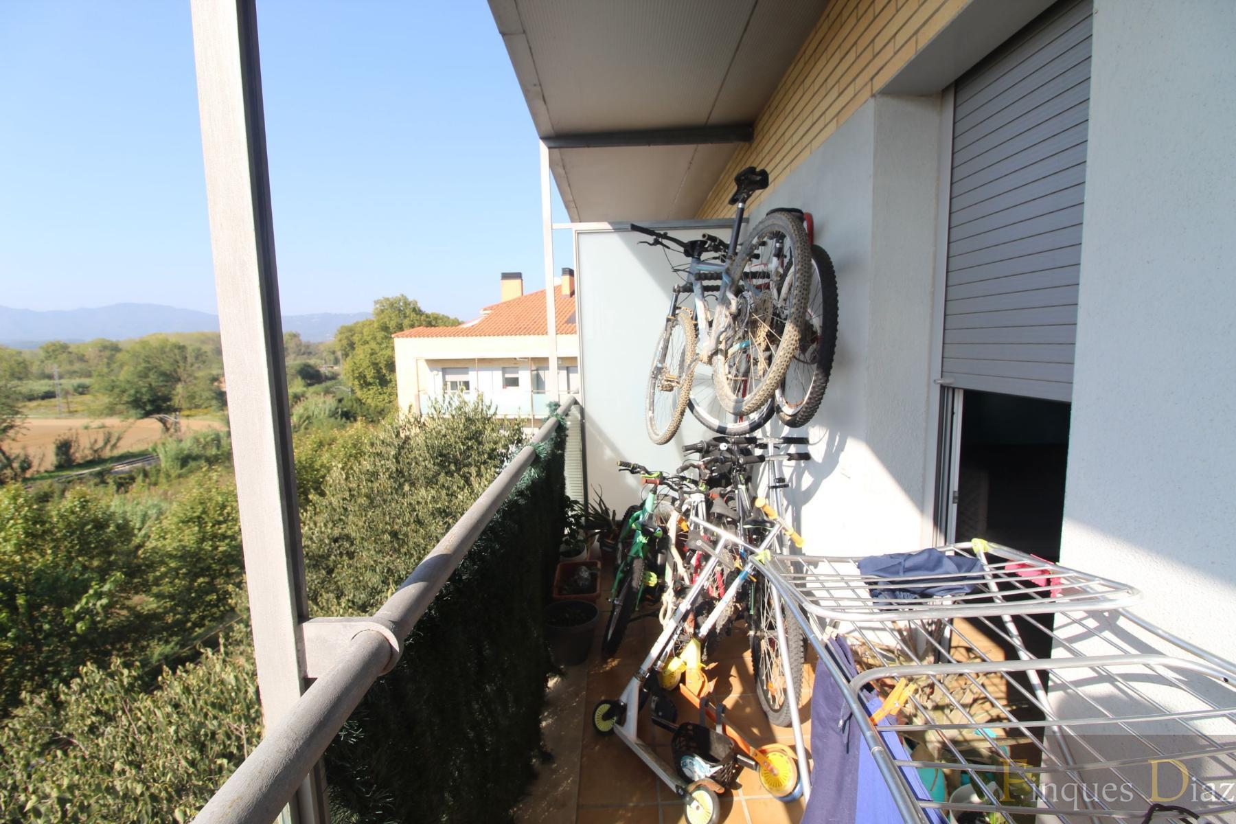For sale of duplex in Tordera