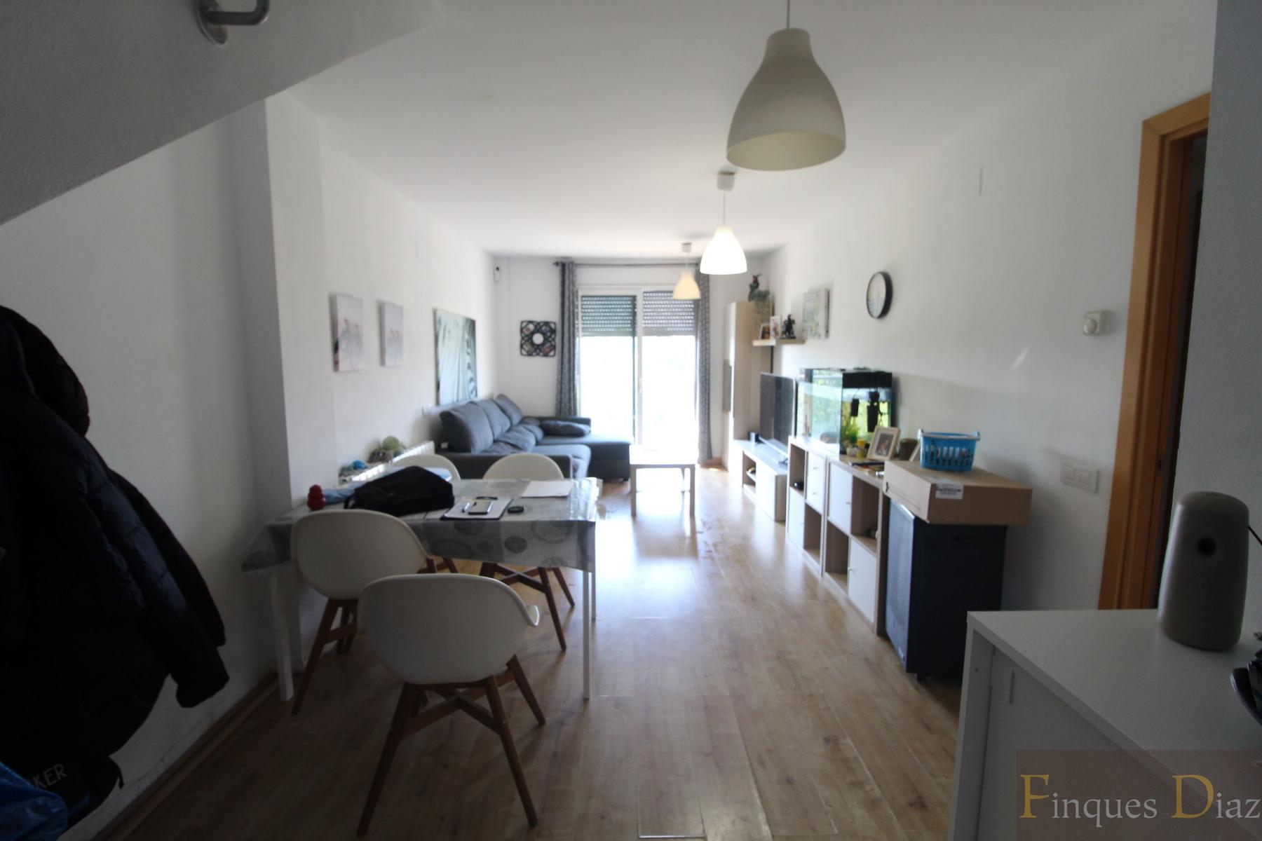 For sale of duplex in Tordera