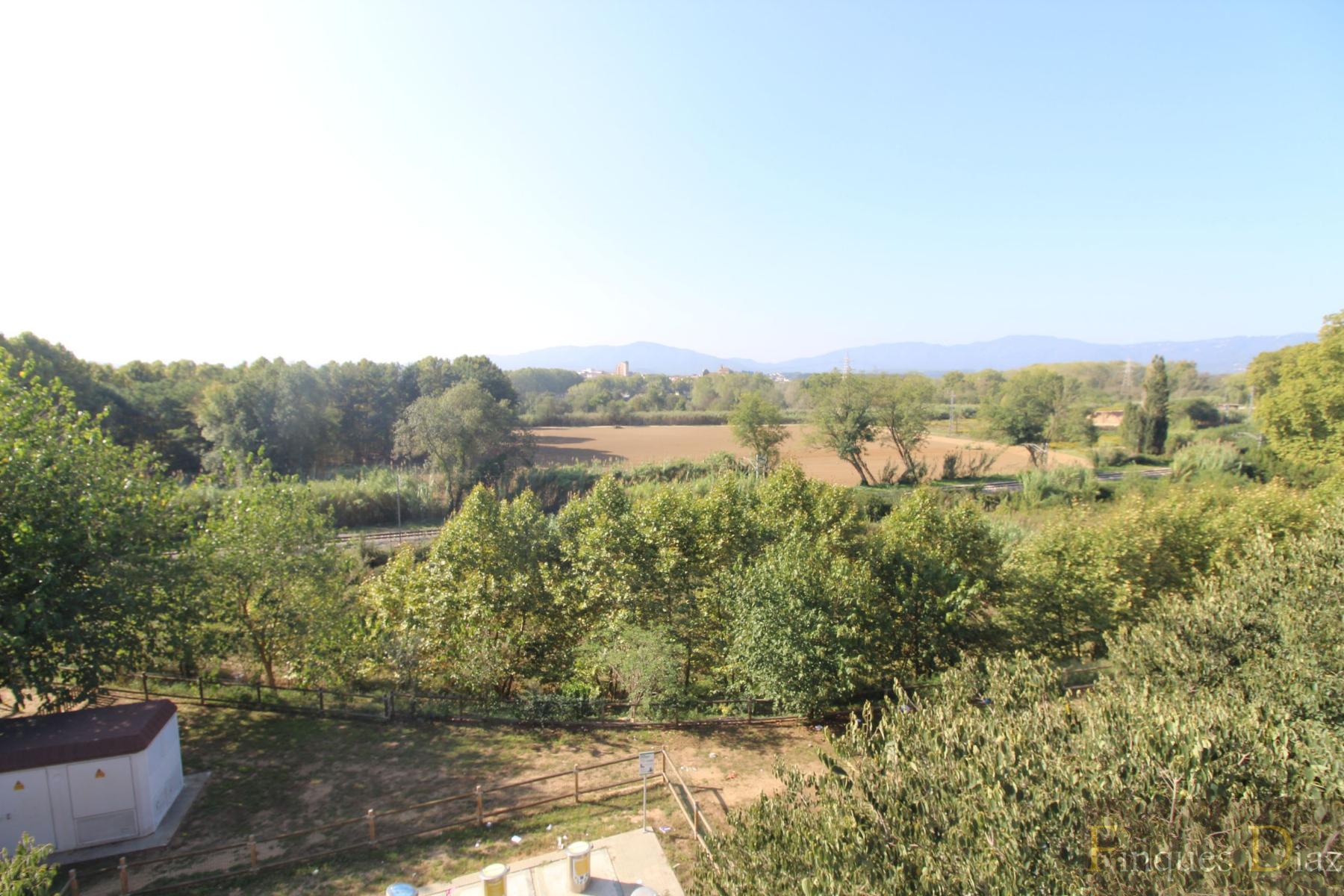 For sale of duplex in Tordera