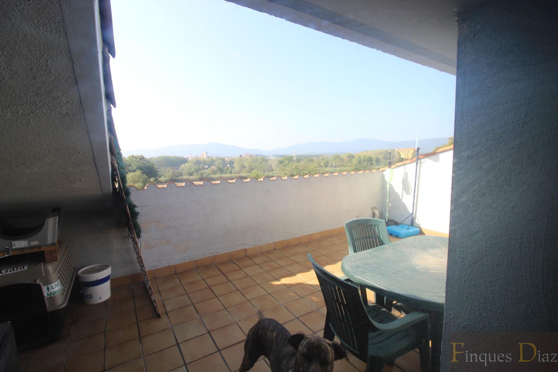 For sale of duplex in Tordera