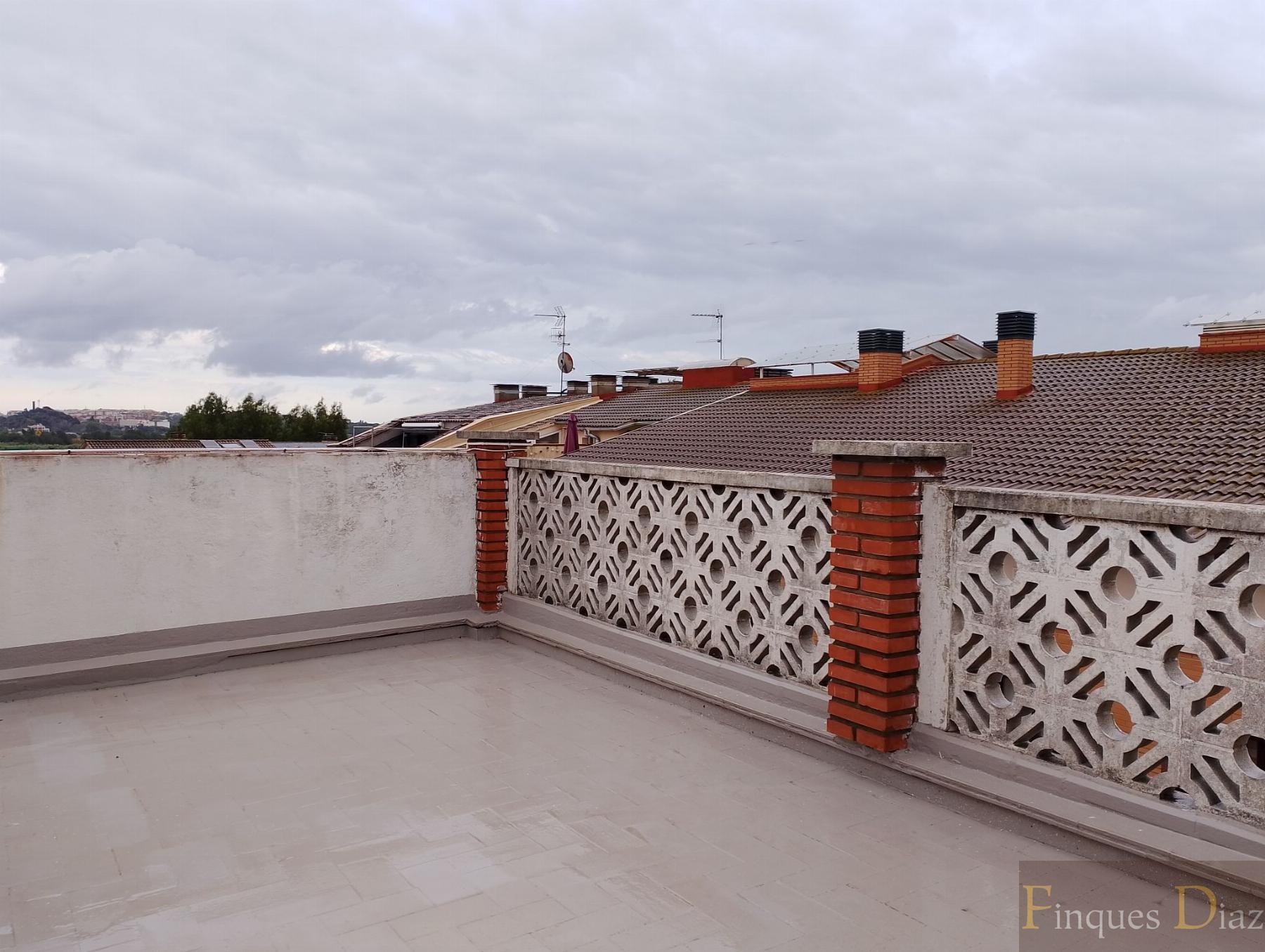 For sale of flat in Palafolls