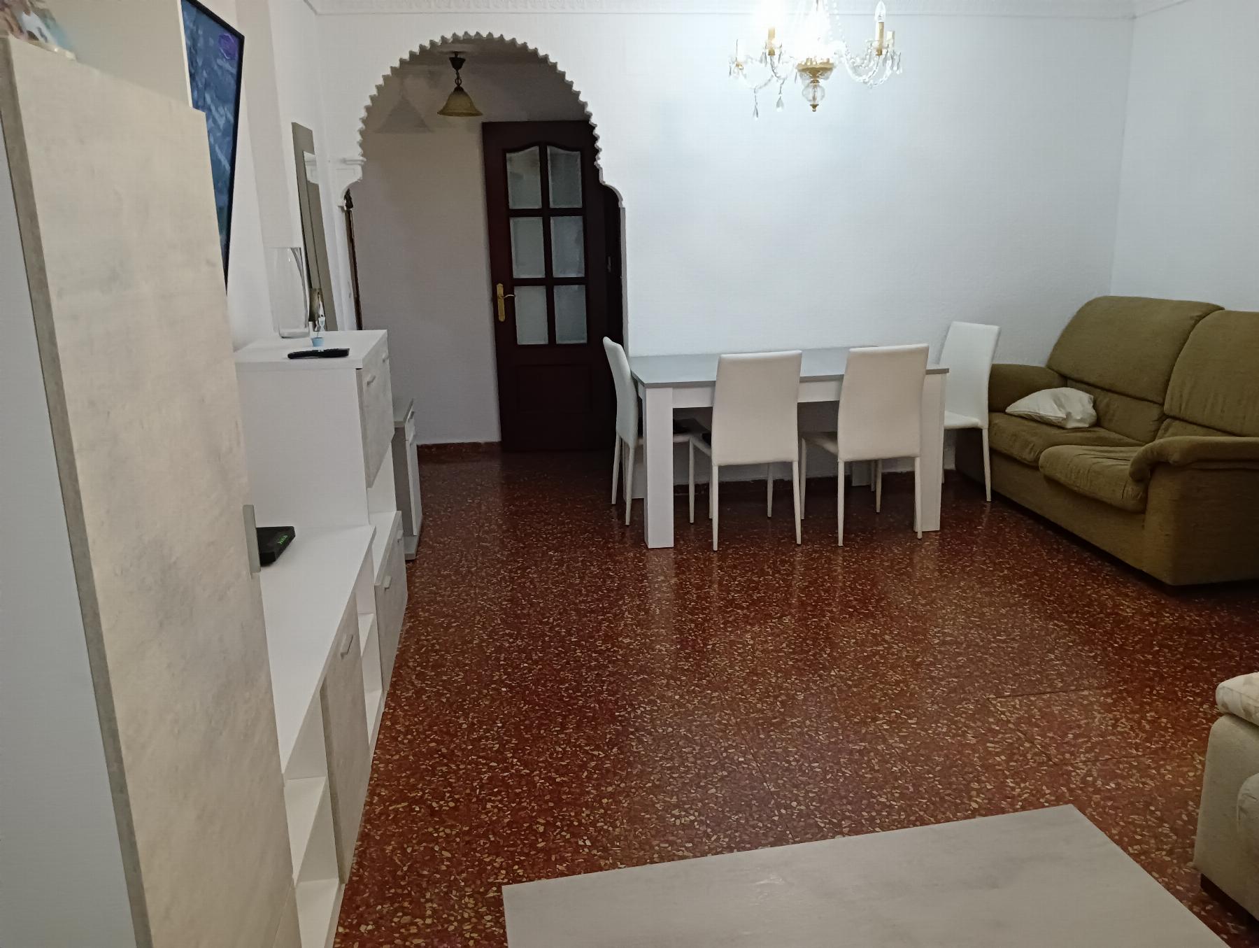 For sale of flat in San Fernando