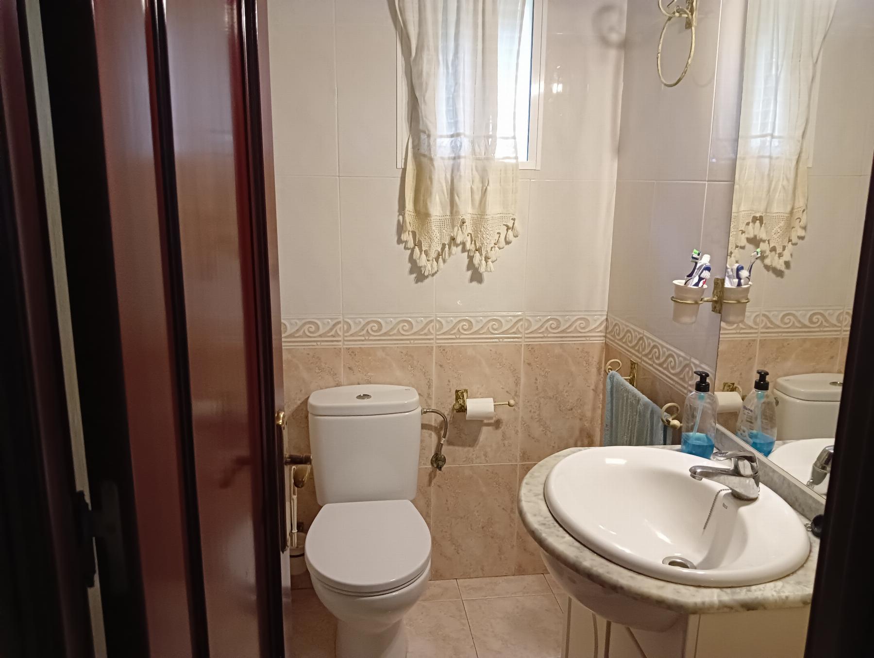 For sale of flat in San Fernando
