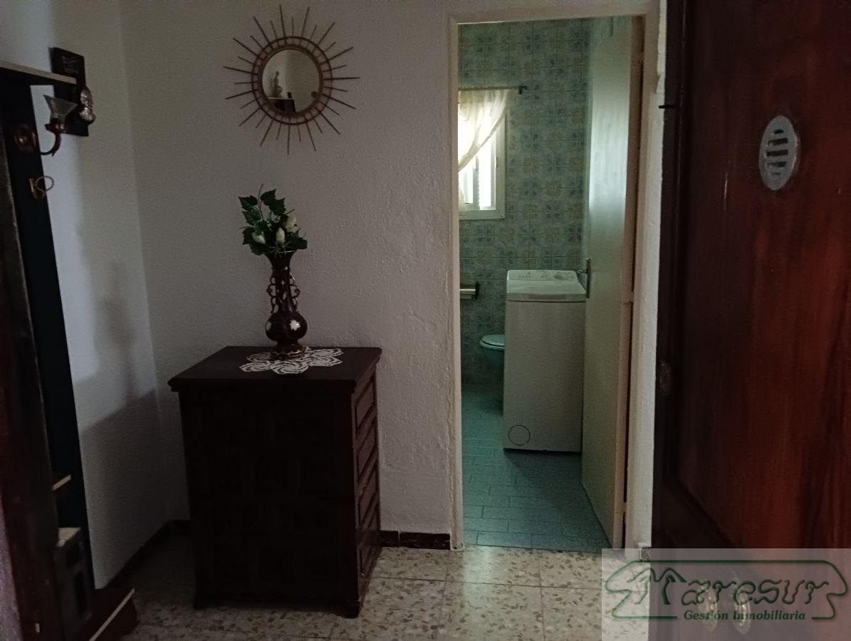 For sale of house in San Fernando