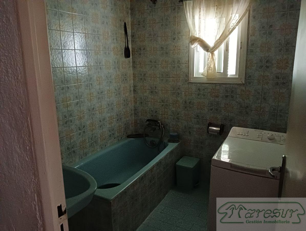 For sale of house in San Fernando