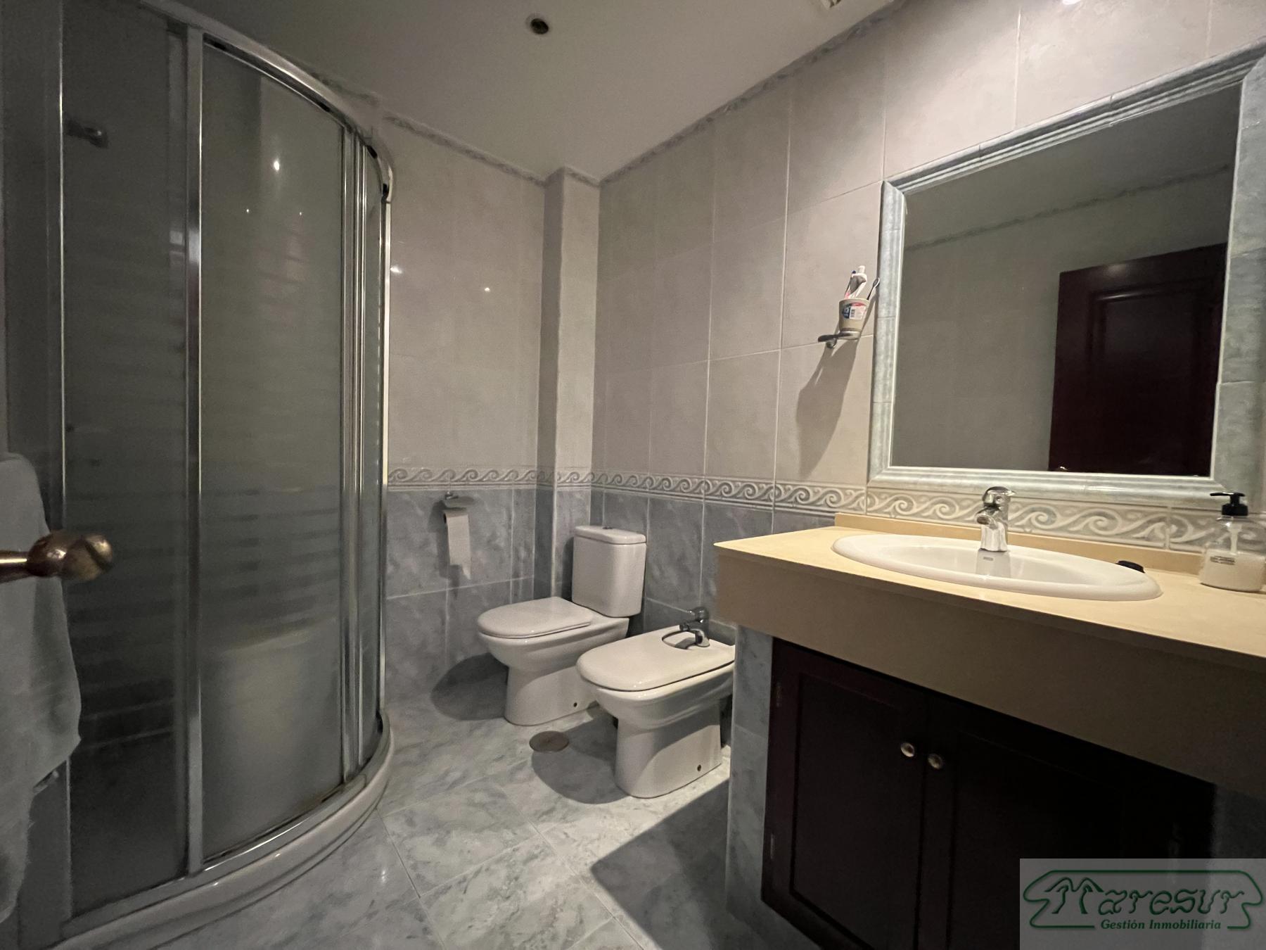 For sale of house in San Fernando