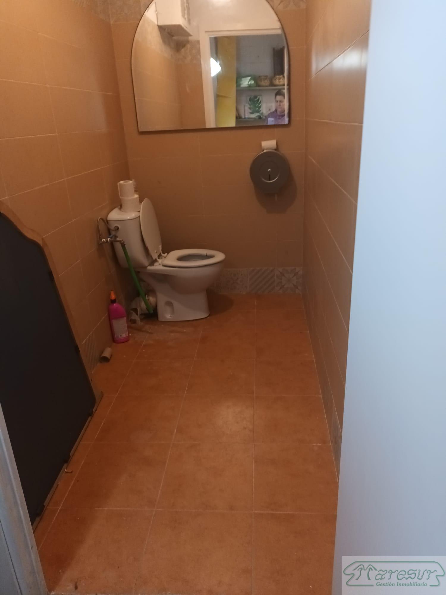 For rent of commercial in San Fernando