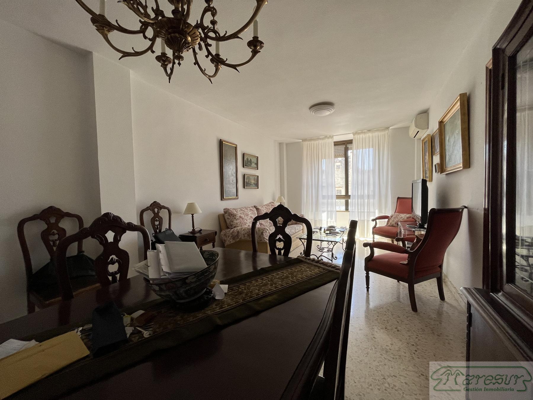 For sale of flat in San Fernando