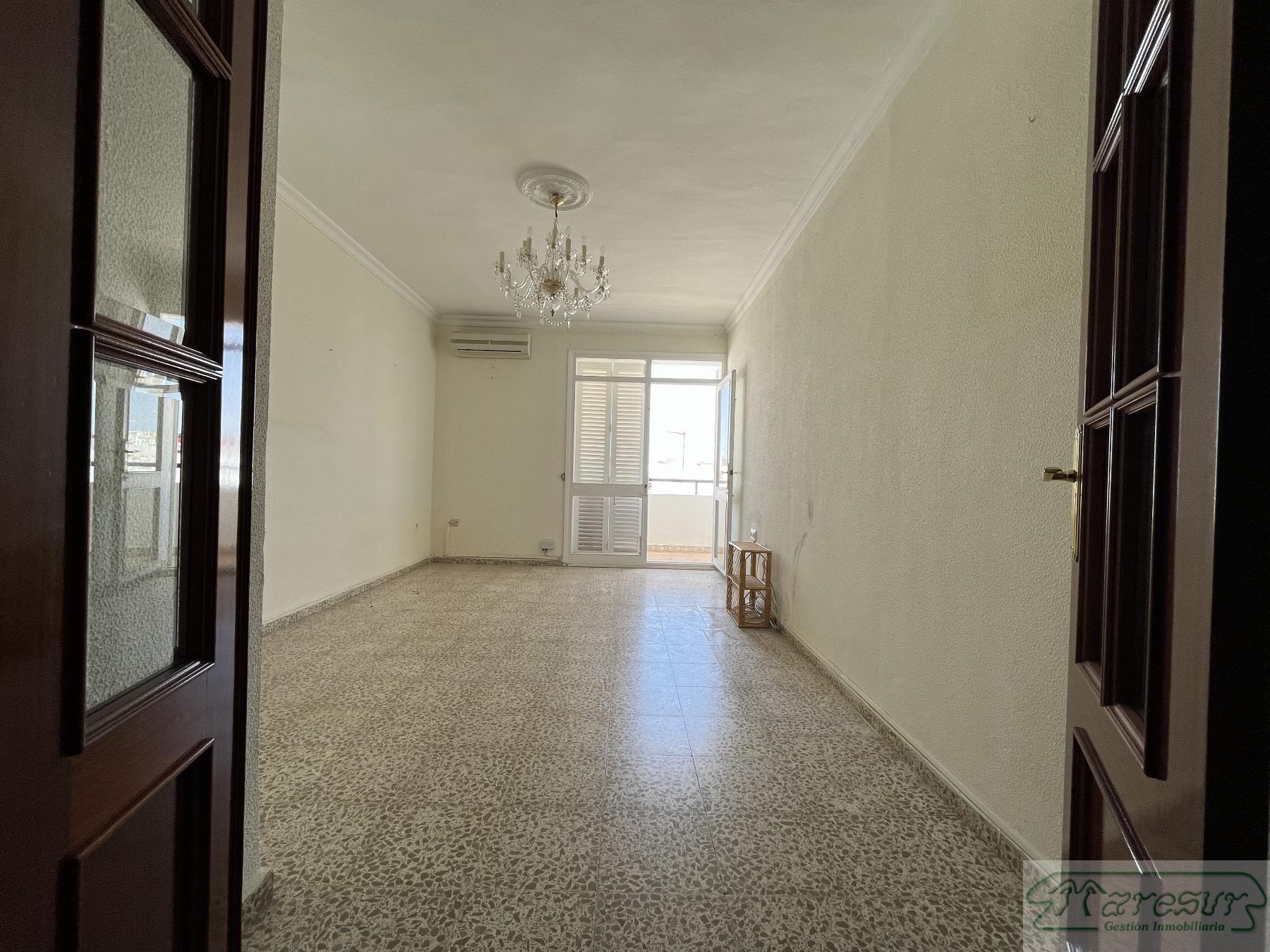For sale of flat in San Fernando