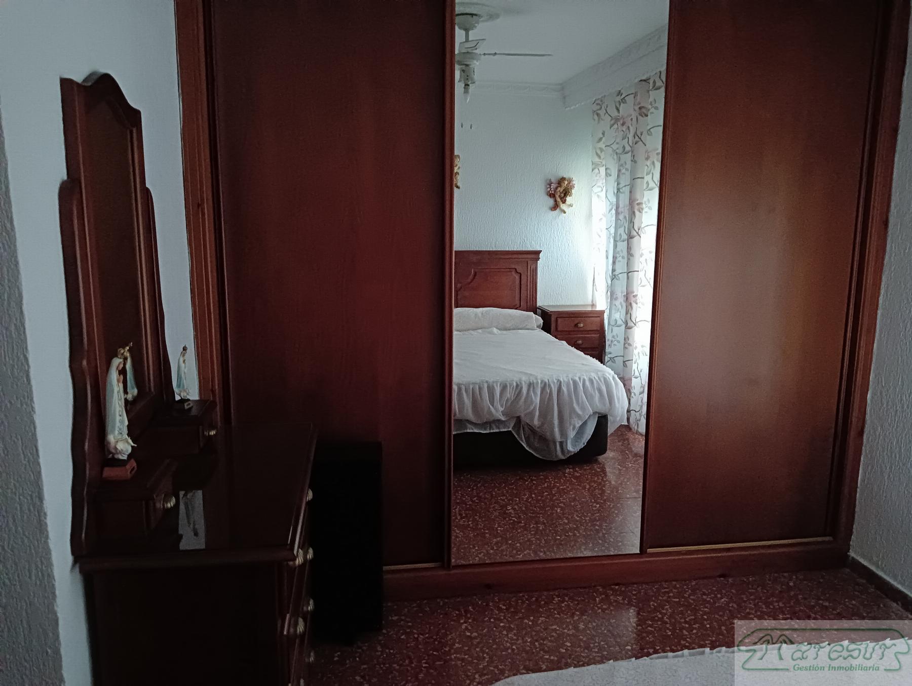 For sale of flat in San Fernando