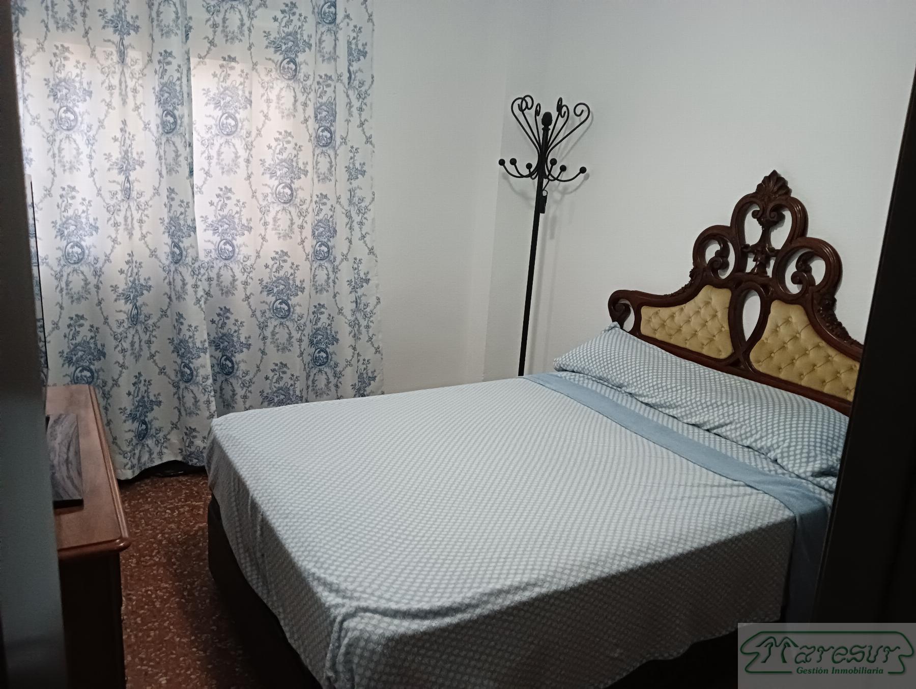 For sale of flat in San Fernando
