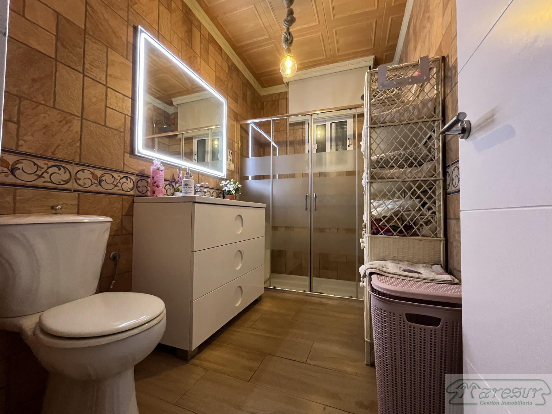 For sale of house in San Fernando