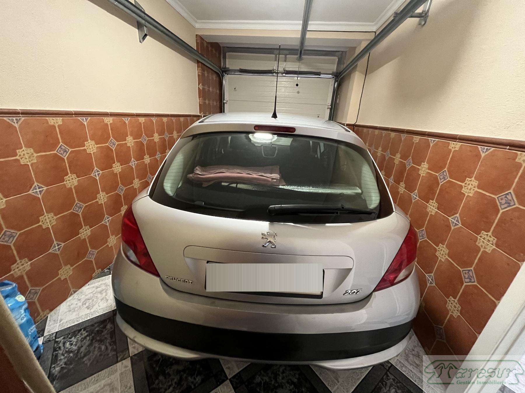 For sale of house in San Fernando