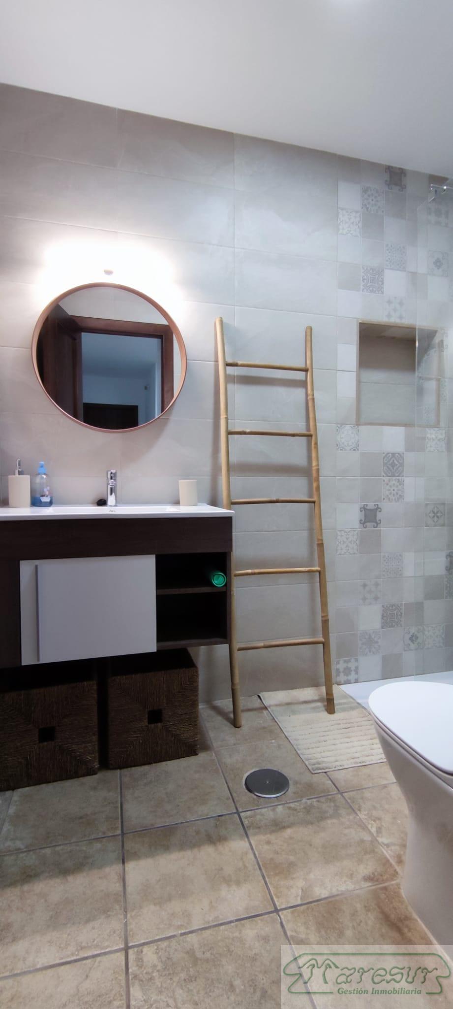 For sale of flat in San Fernando