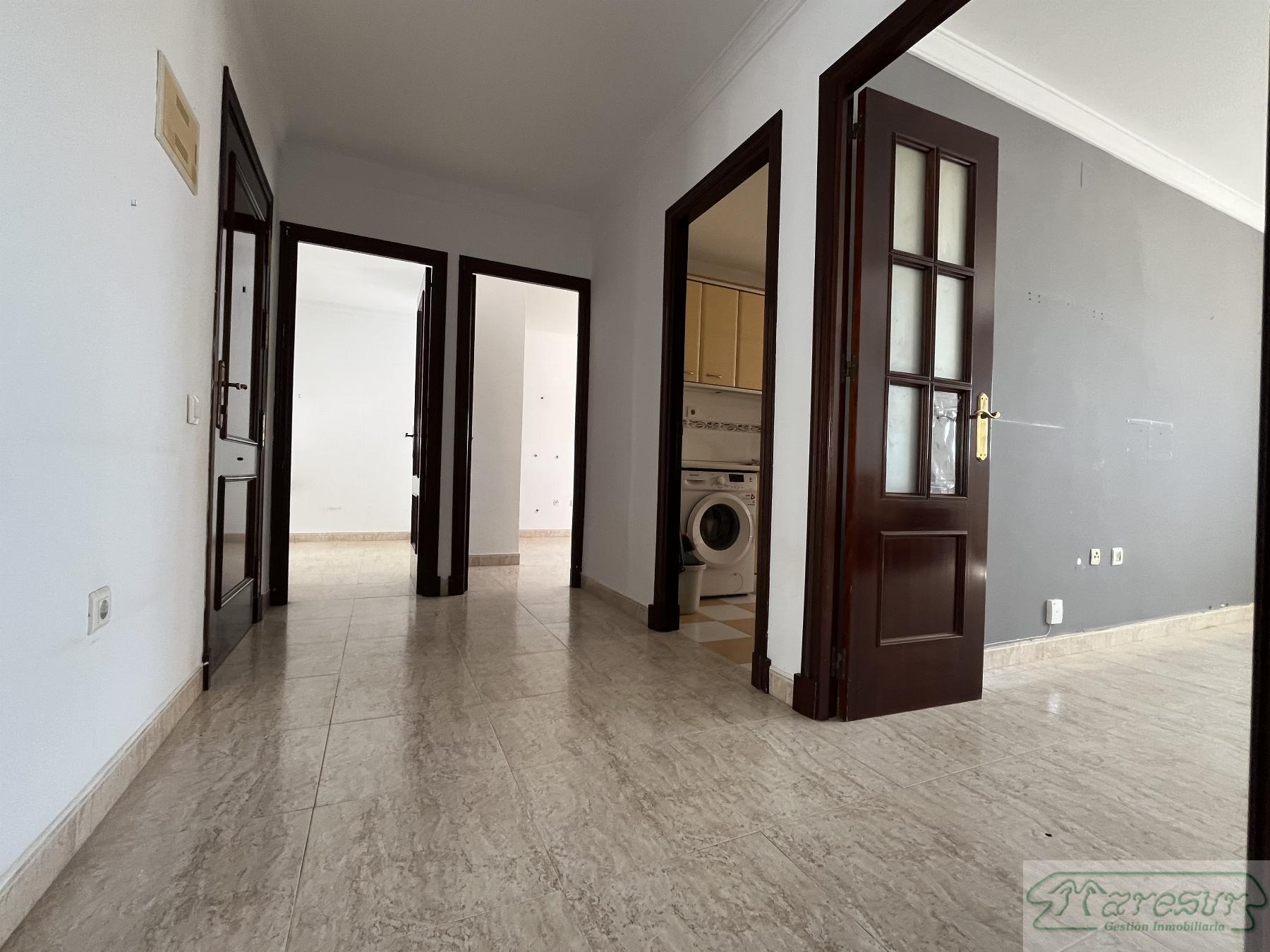 For sale of flat in San Fernando