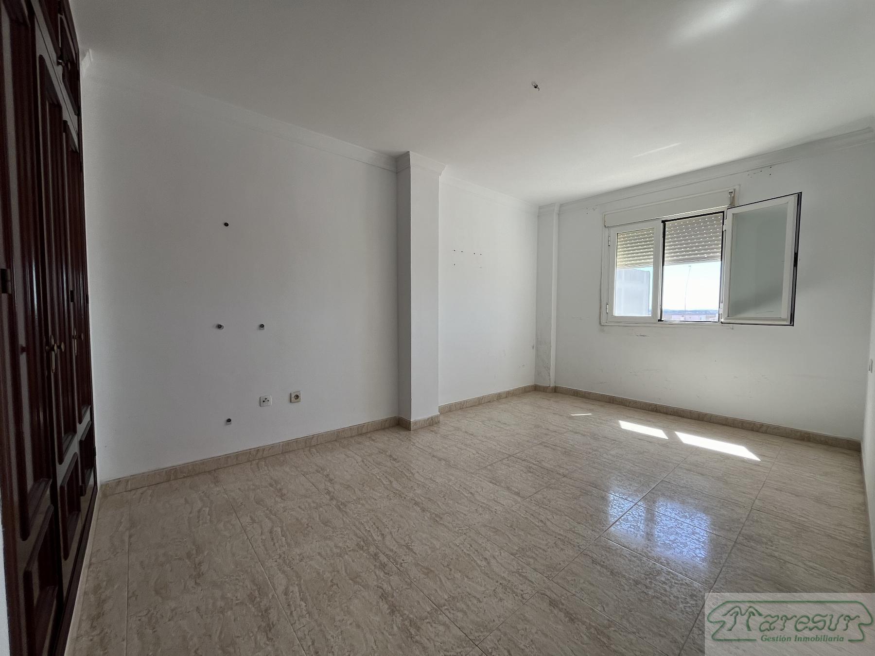 For sale of flat in San Fernando