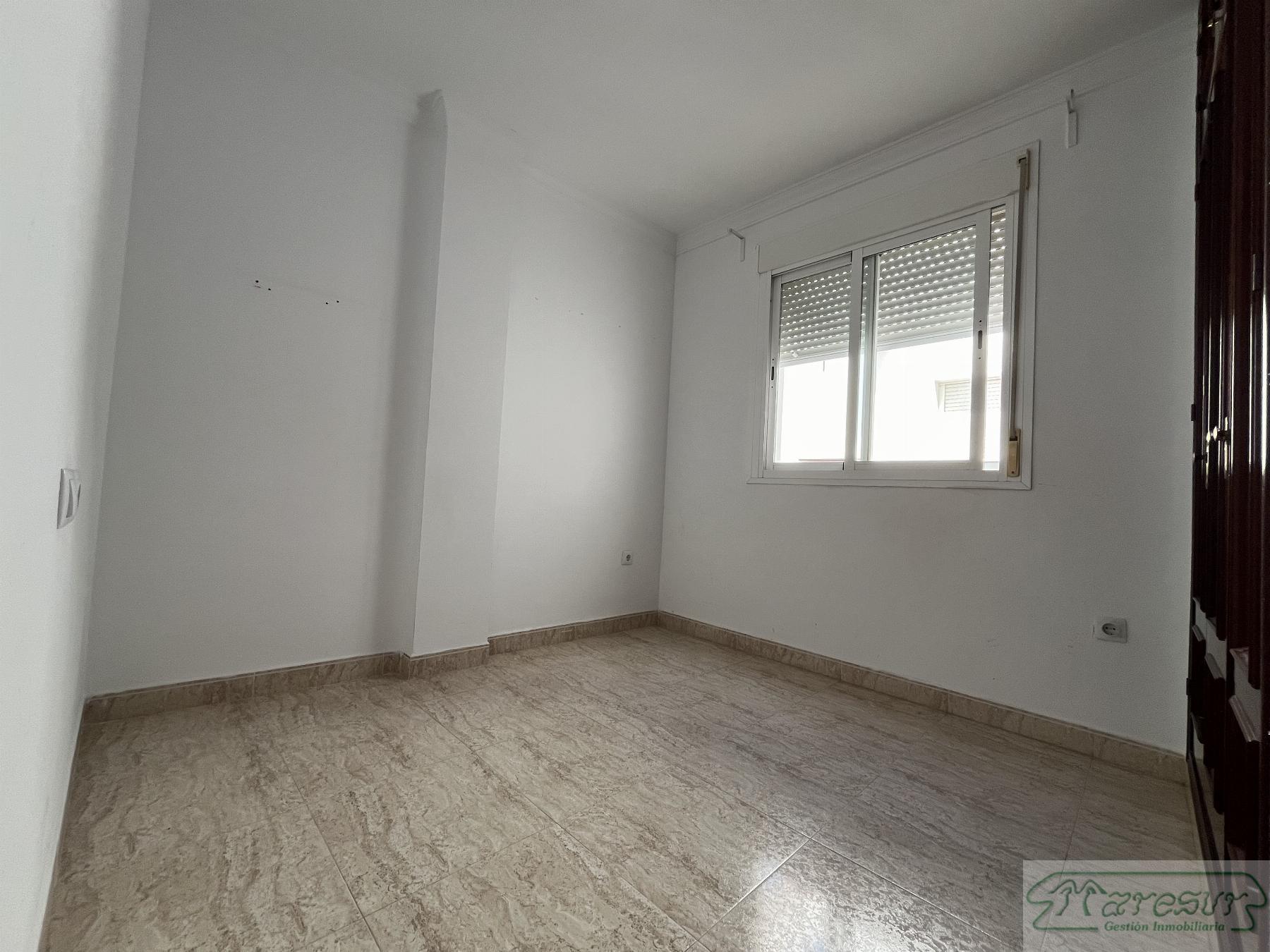 For sale of flat in San Fernando