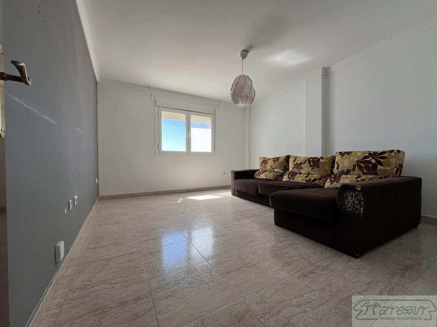 For sale of flat in San Fernando