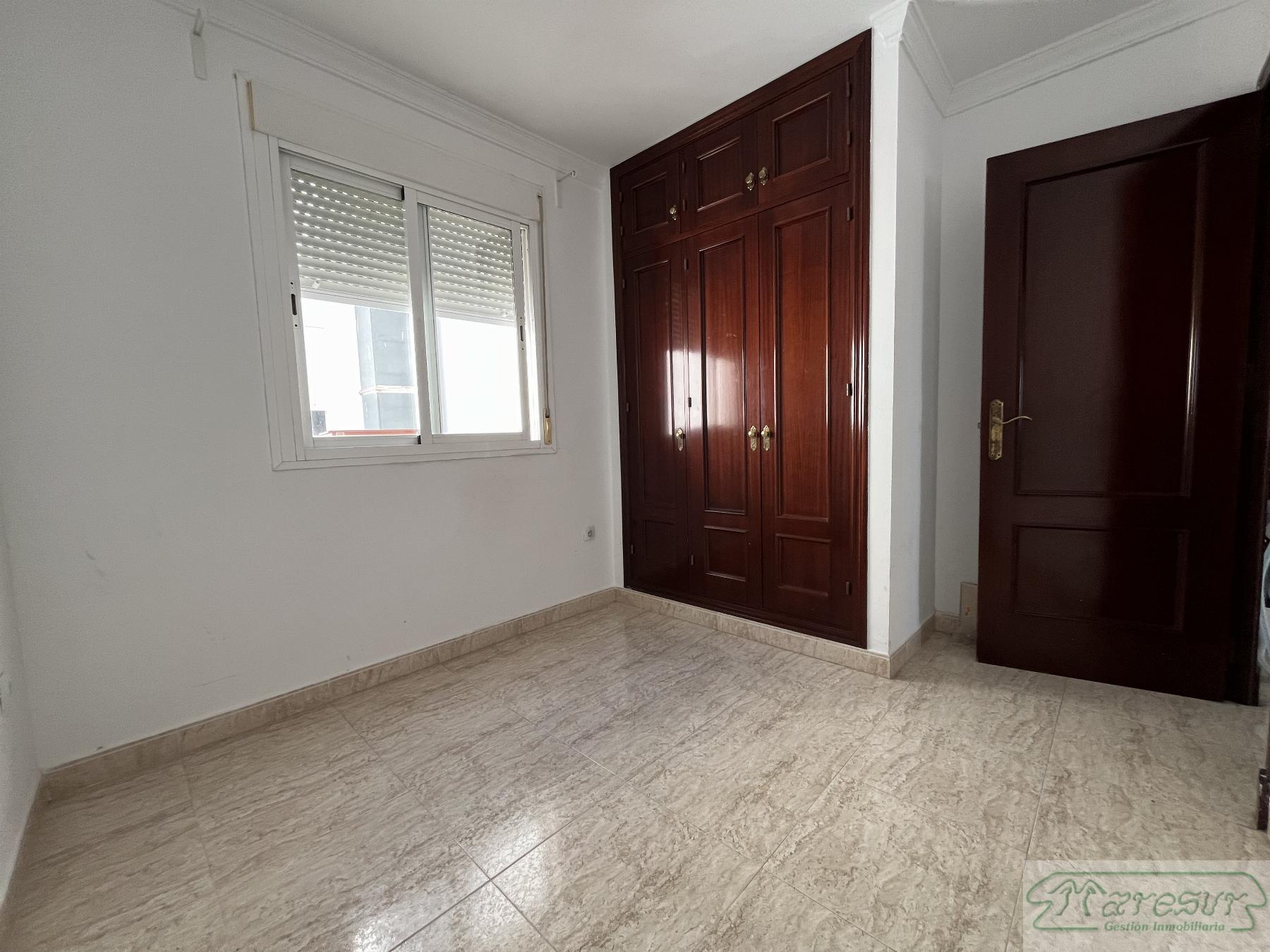 For sale of flat in San Fernando