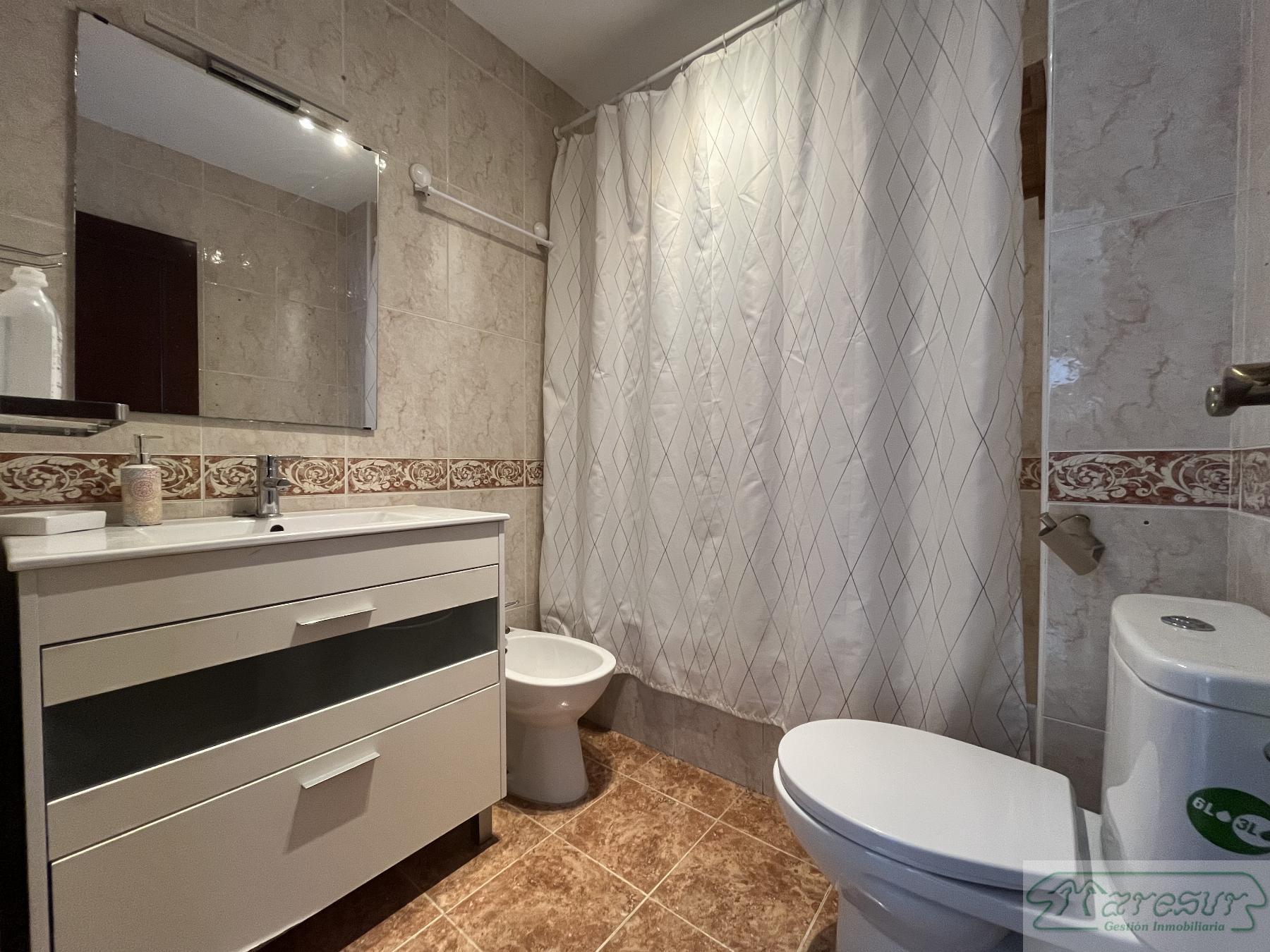 For sale of flat in San Fernando
