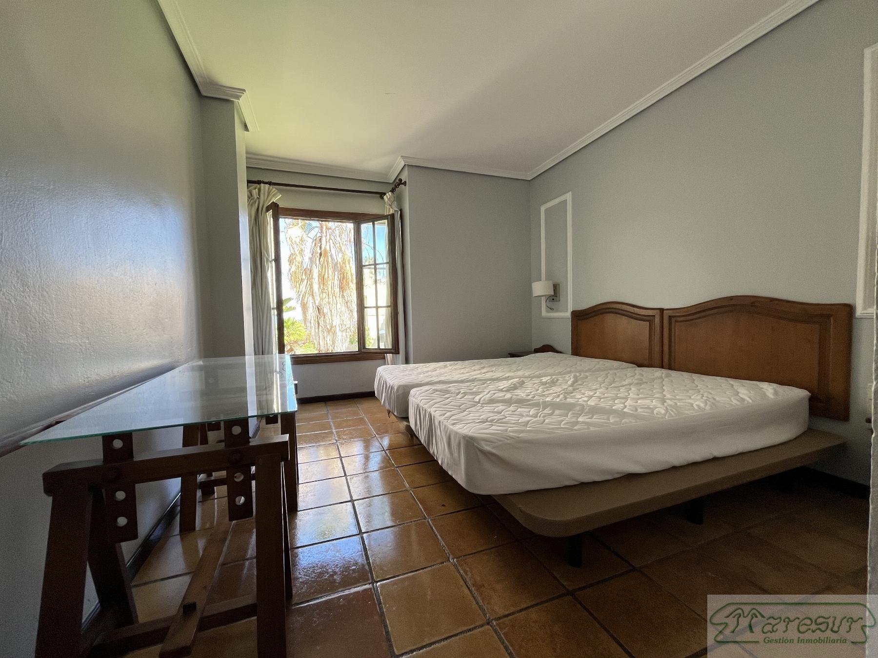 For sale of bungalow in San Fernando