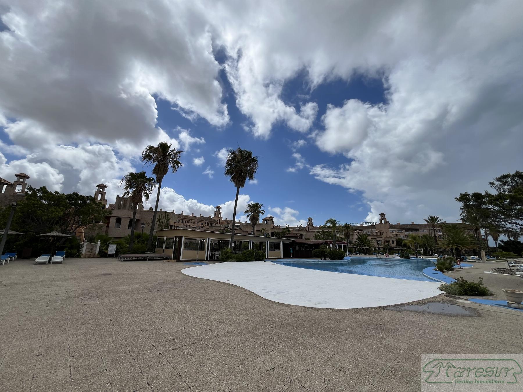 For sale of bungalow in San Fernando