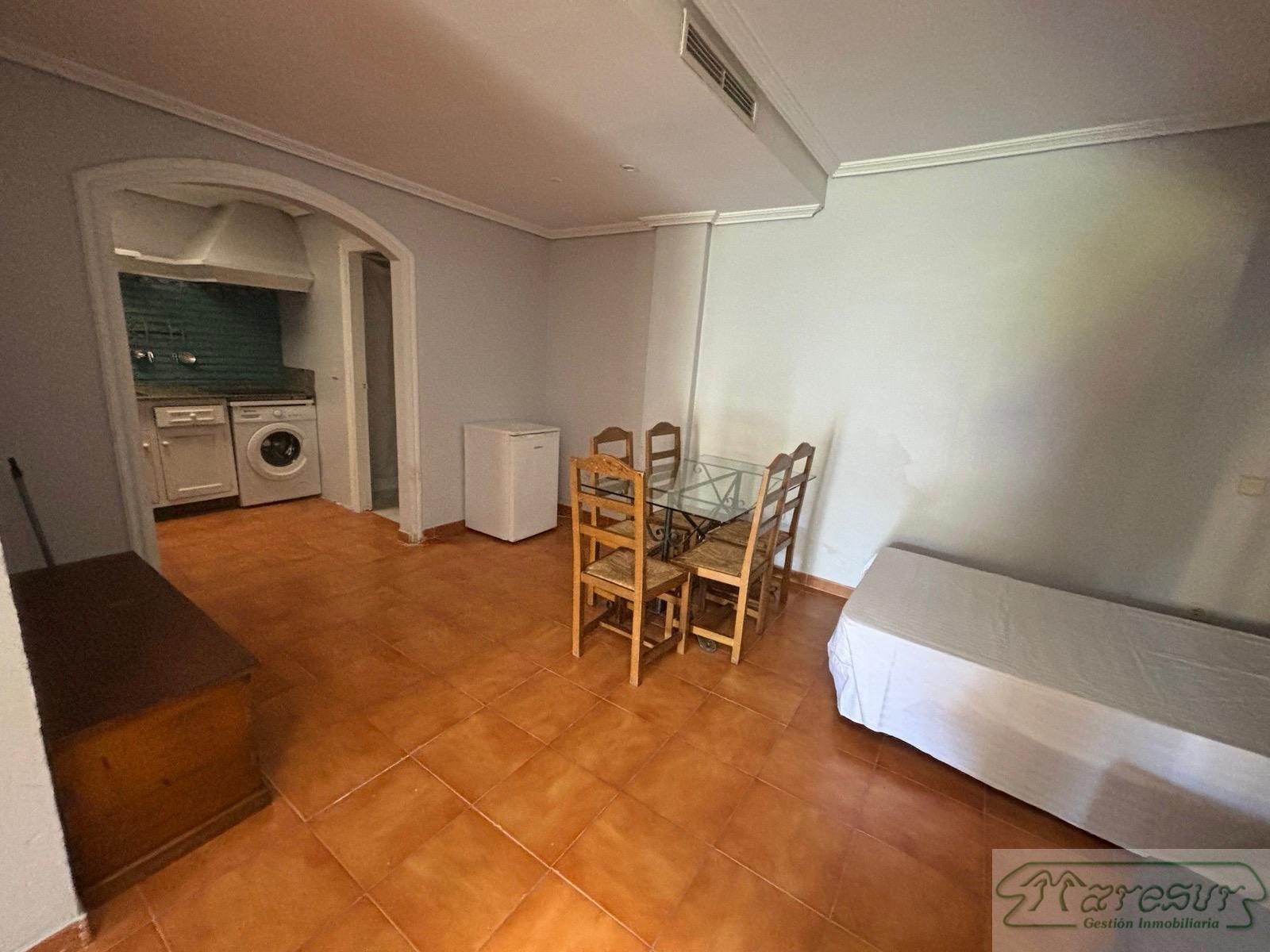 For sale of bungalow in San Fernando