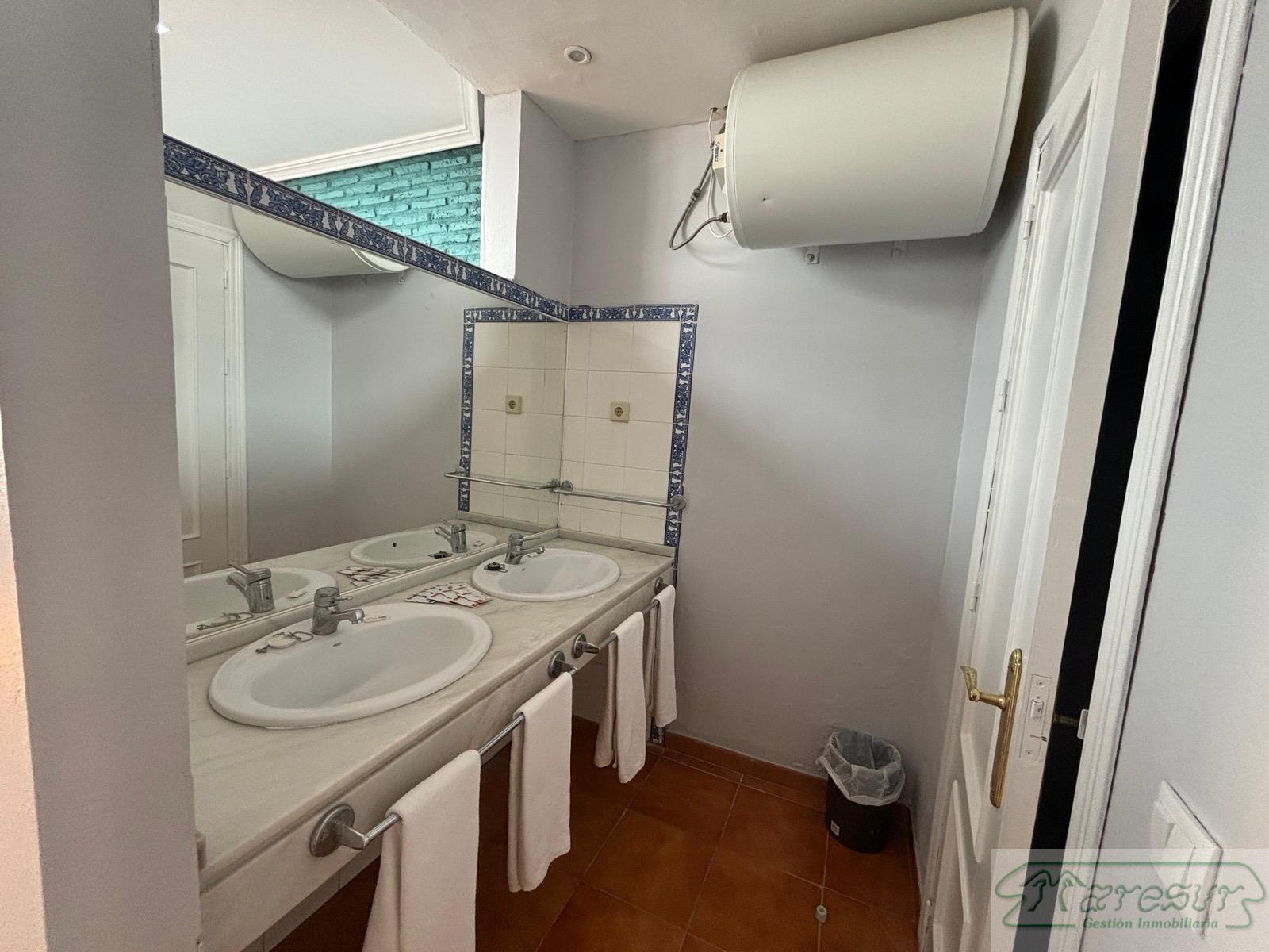 For sale of bungalow in San Fernando