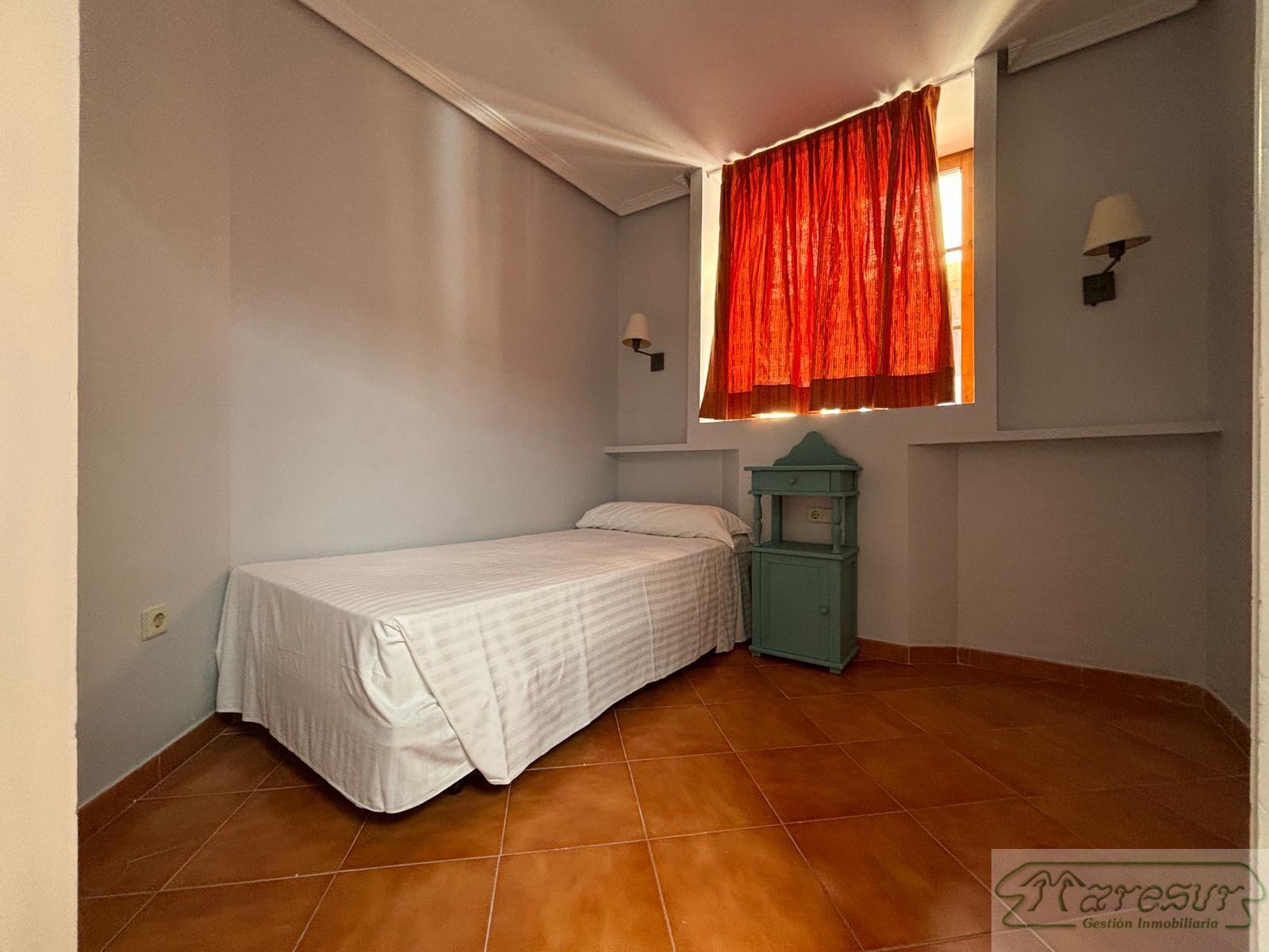 For sale of bungalow in San Fernando