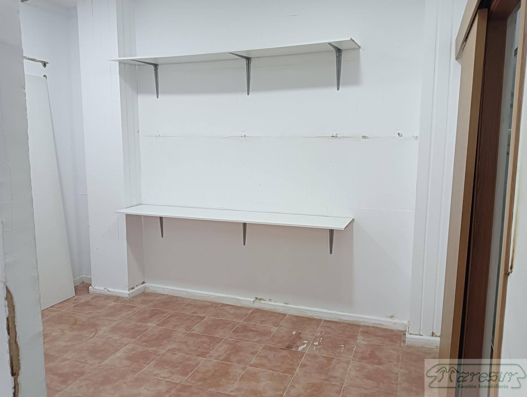 For rent of commercial in San Fernando