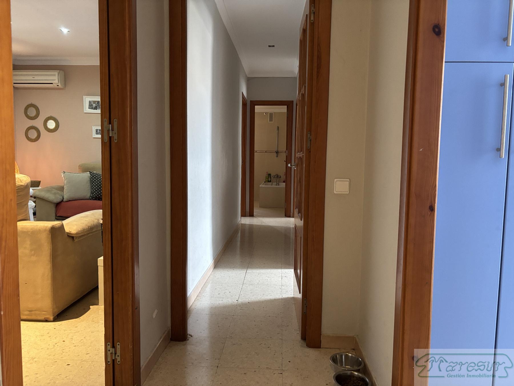 For sale of flat in San Fernando