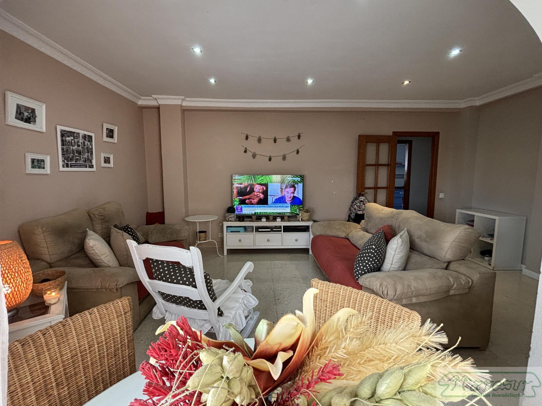 For sale of flat in San Fernando