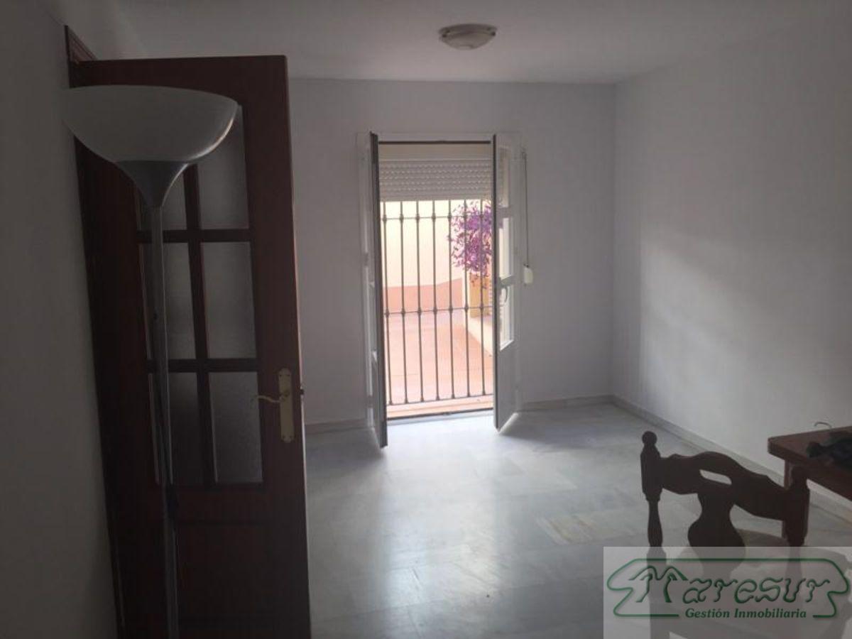 For rent of house in San Fernando