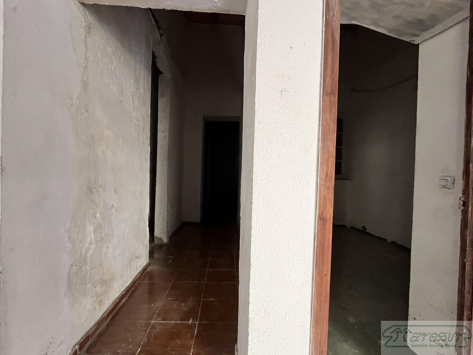 For rent of commercial in San Fernando