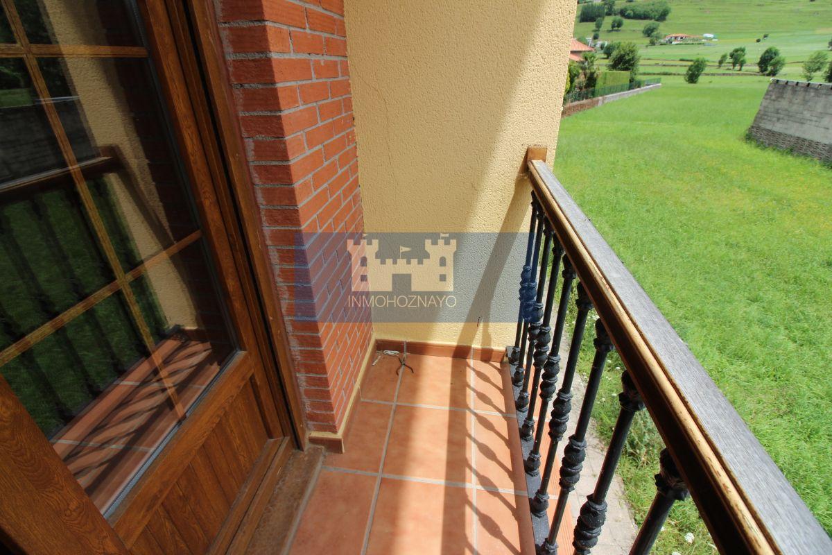 For sale of flat in Villacarriedo