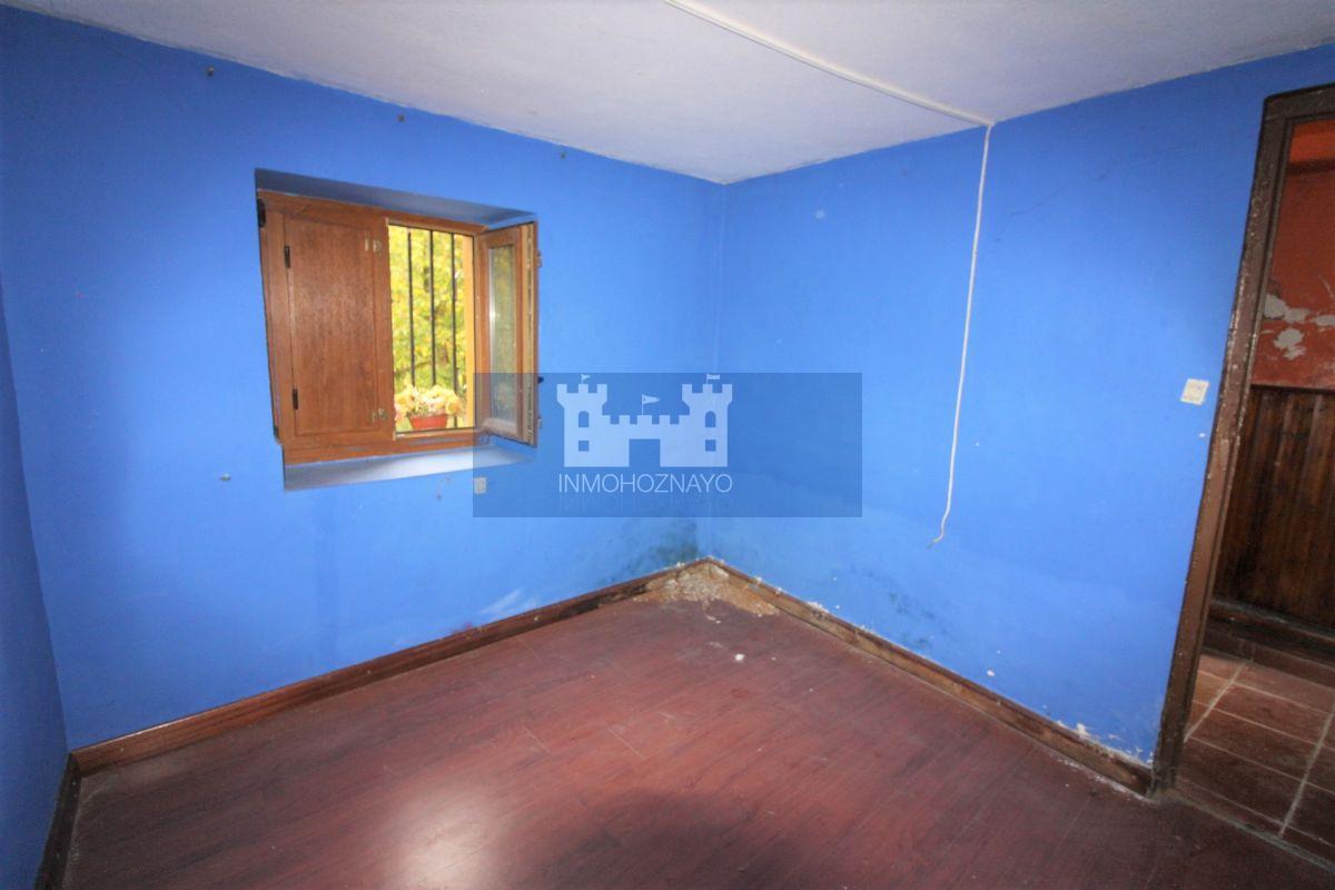 For sale of house in Camaleño