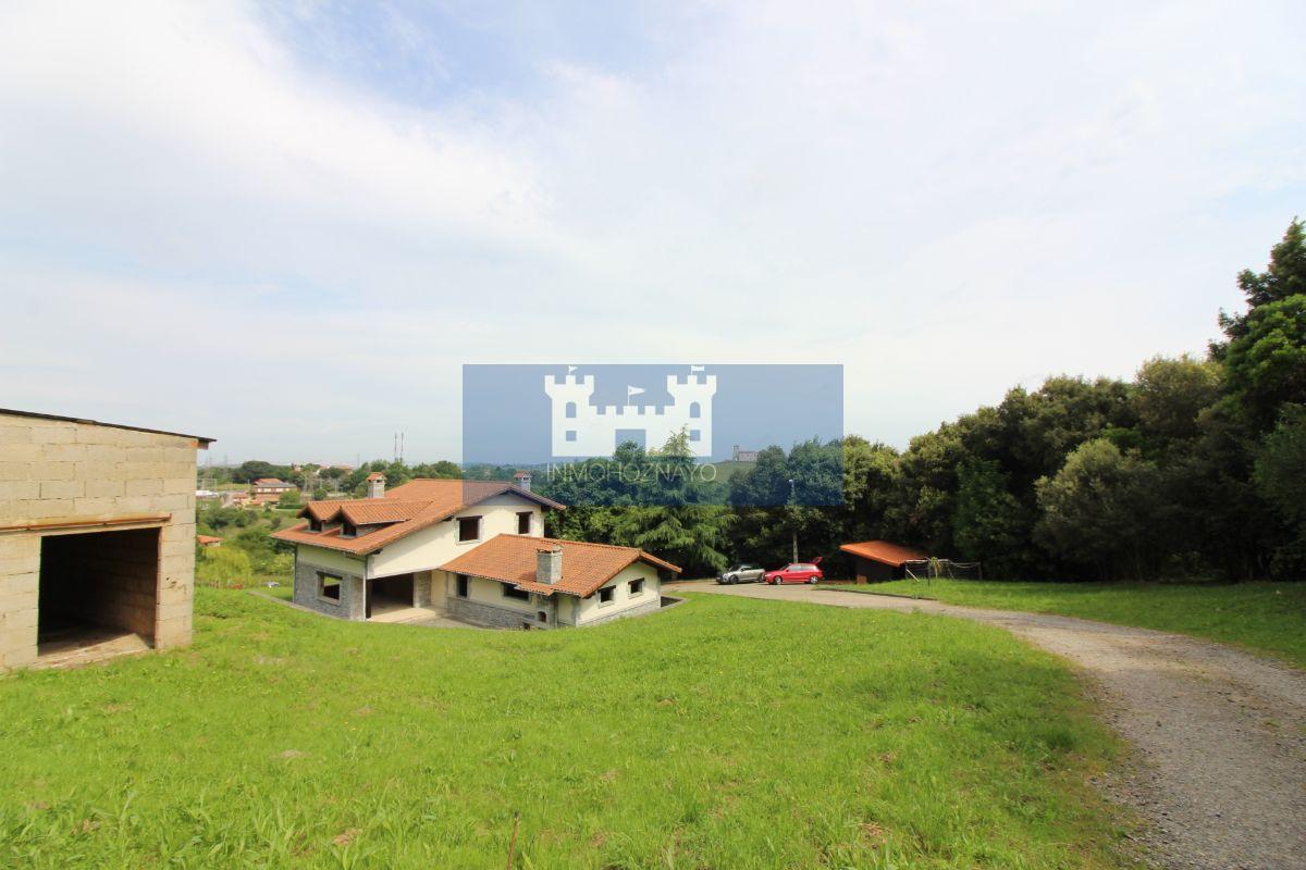 For sale of land in Entrambasaguas