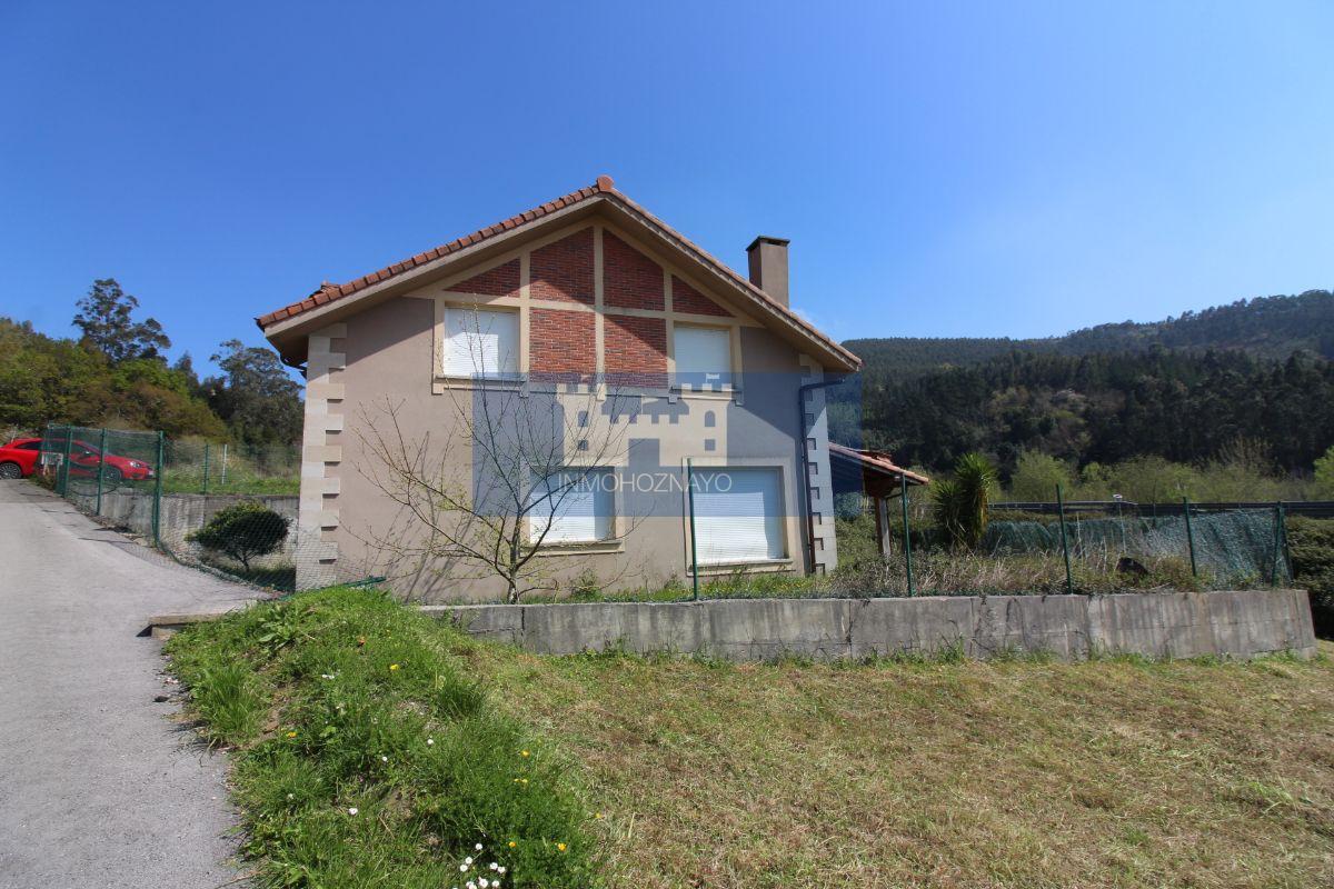 For sale of chalet in Limpias