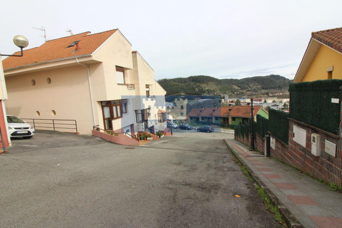 For sale of chalet in Solares