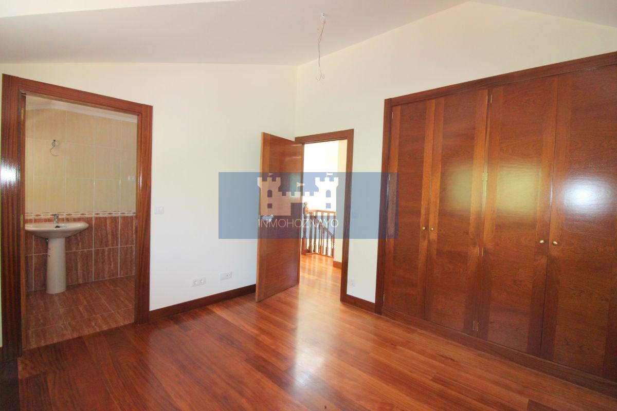 For sale of chalet in Castro-Urdiales