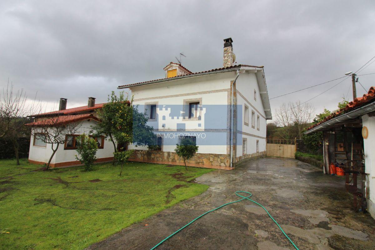 For sale of rural property in Bárcena de Cicero