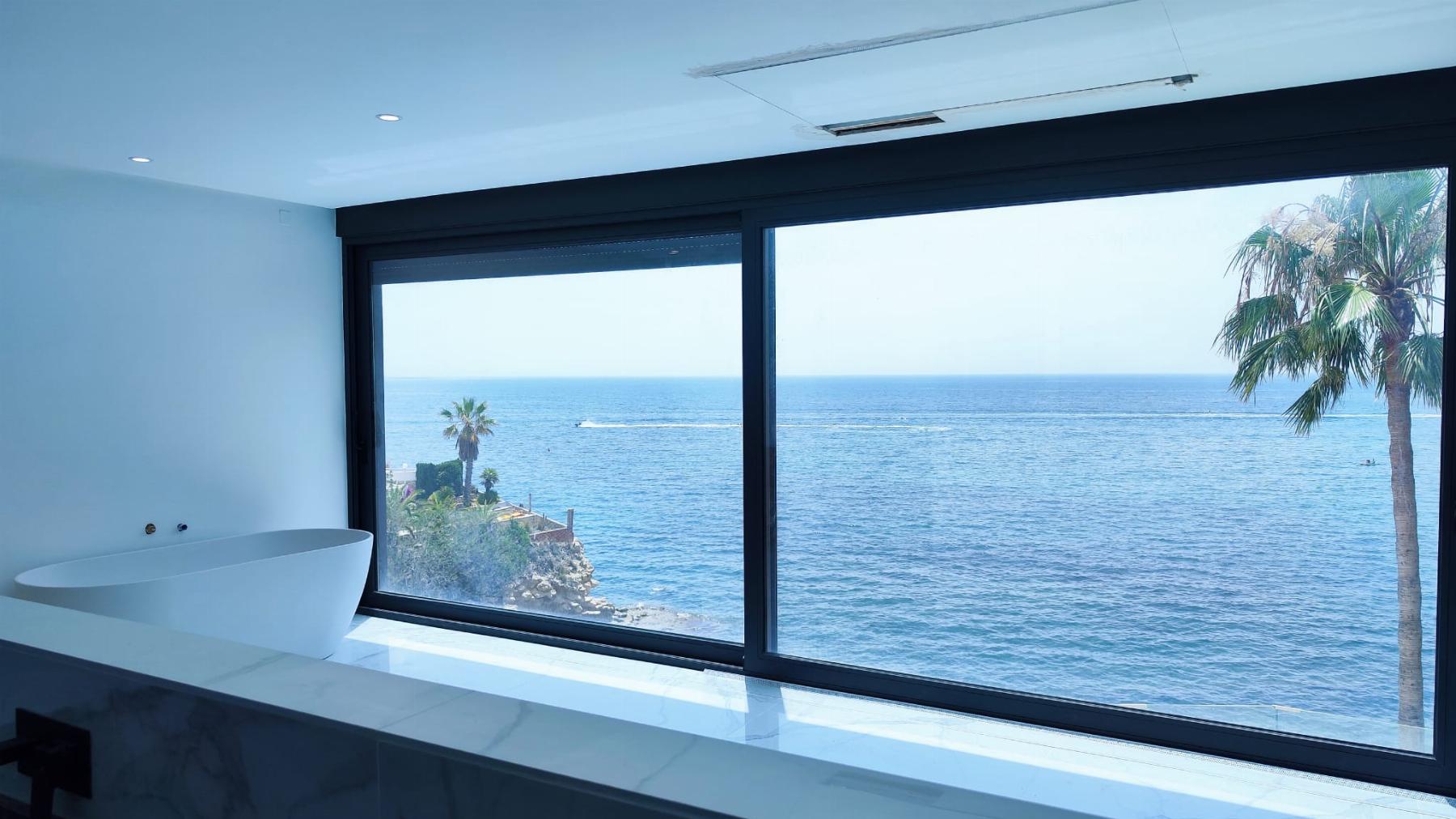 For sale of chalet in El Campello