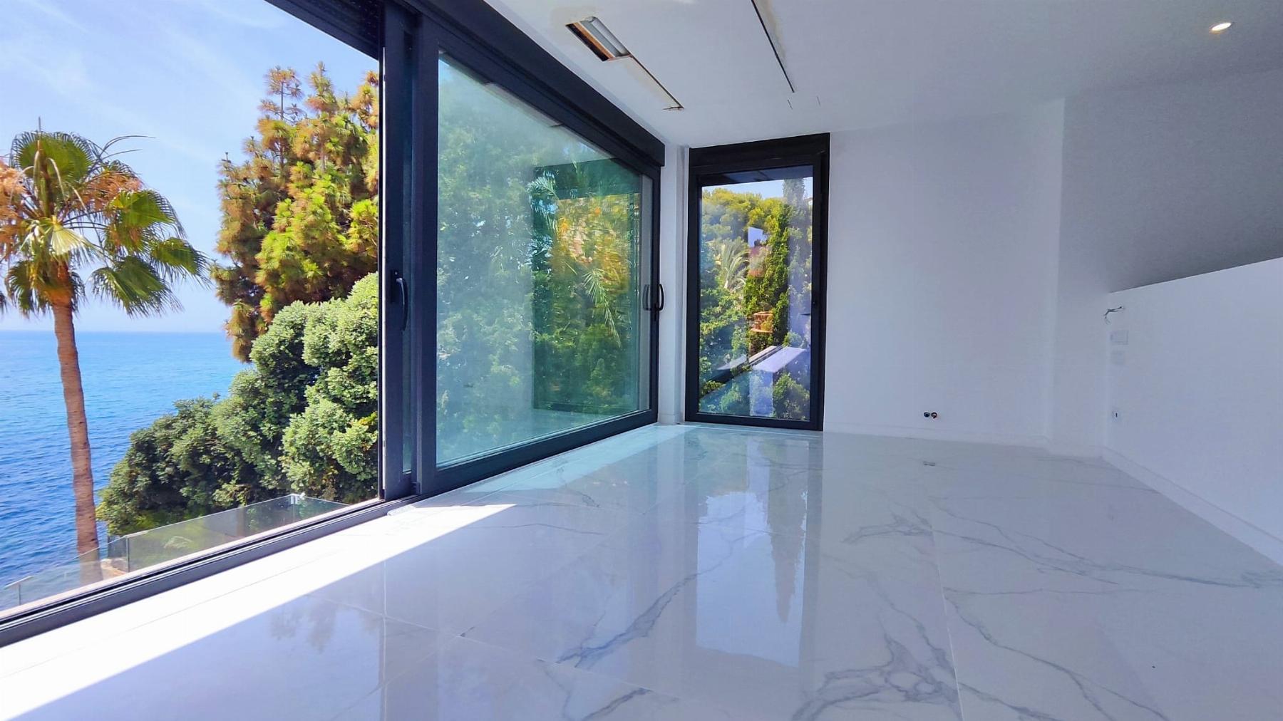 For sale of chalet in El Campello