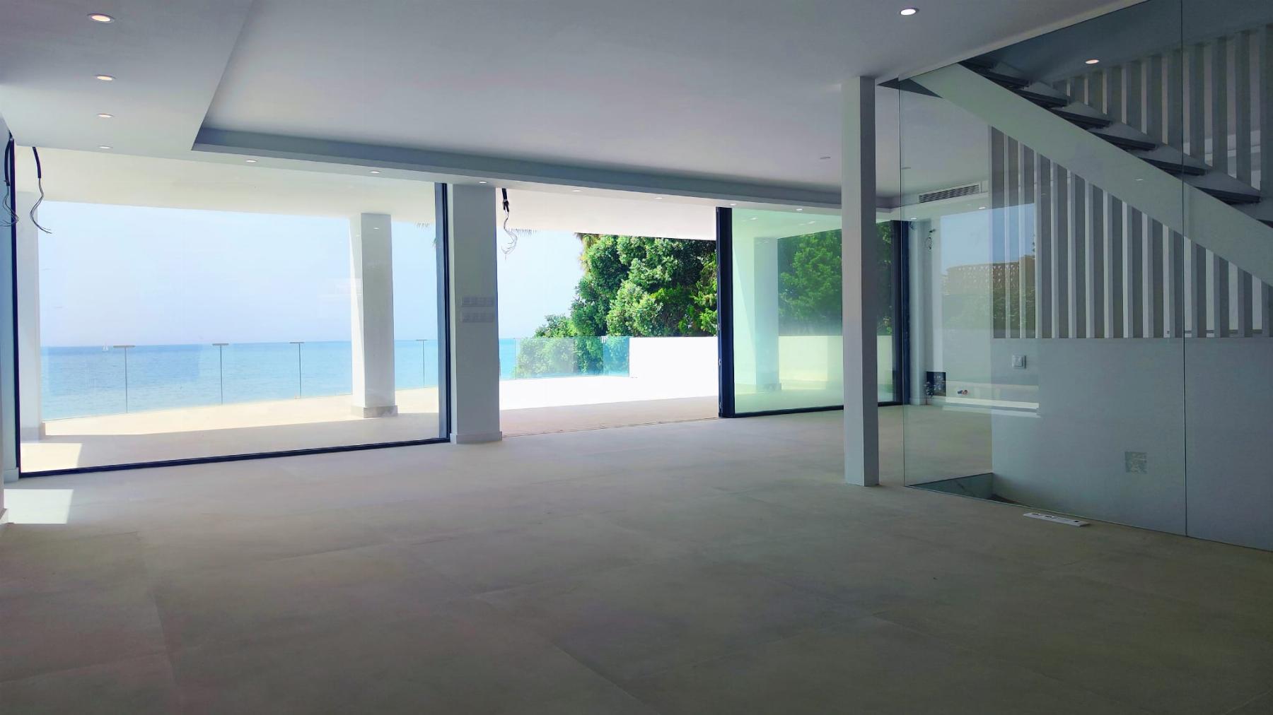For sale of chalet in El Campello
