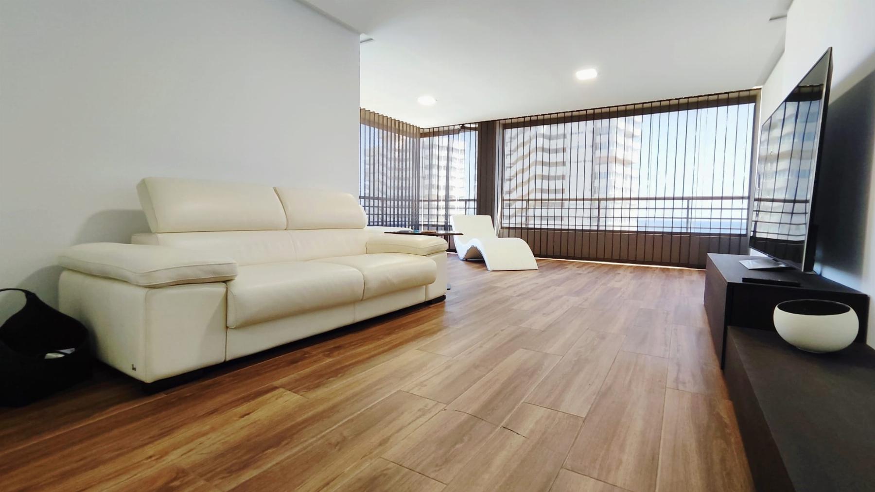 For sale of penthouse in Alicante