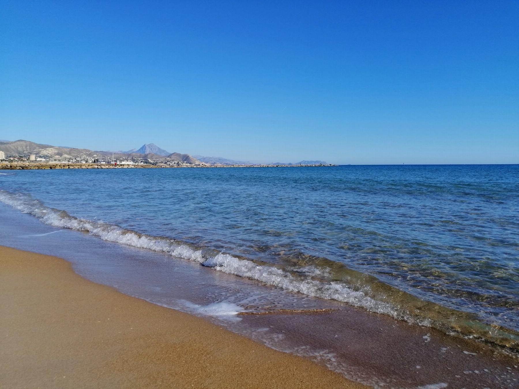 For sale of penthouse in Alicante