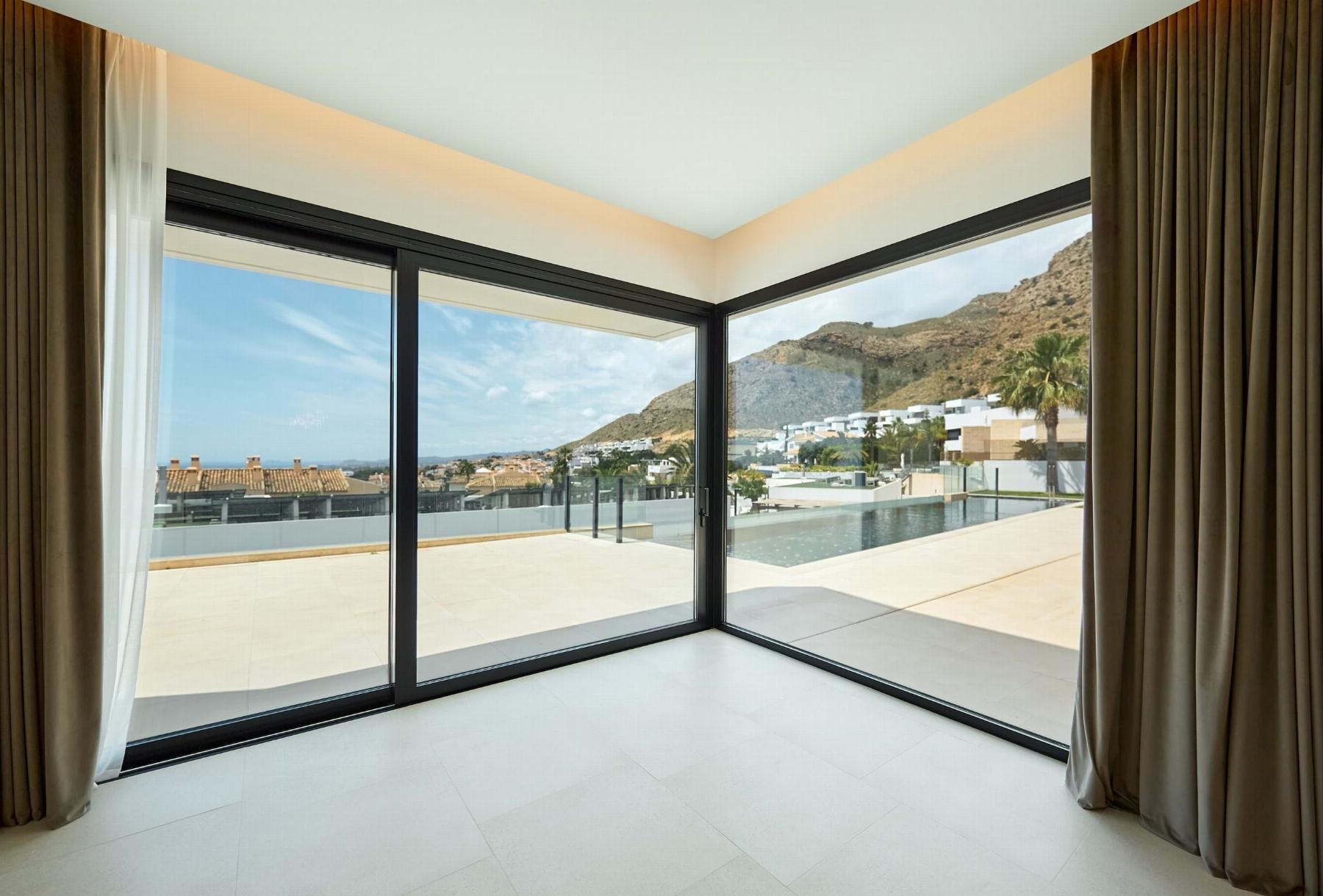 For sale of villa in Finestrat