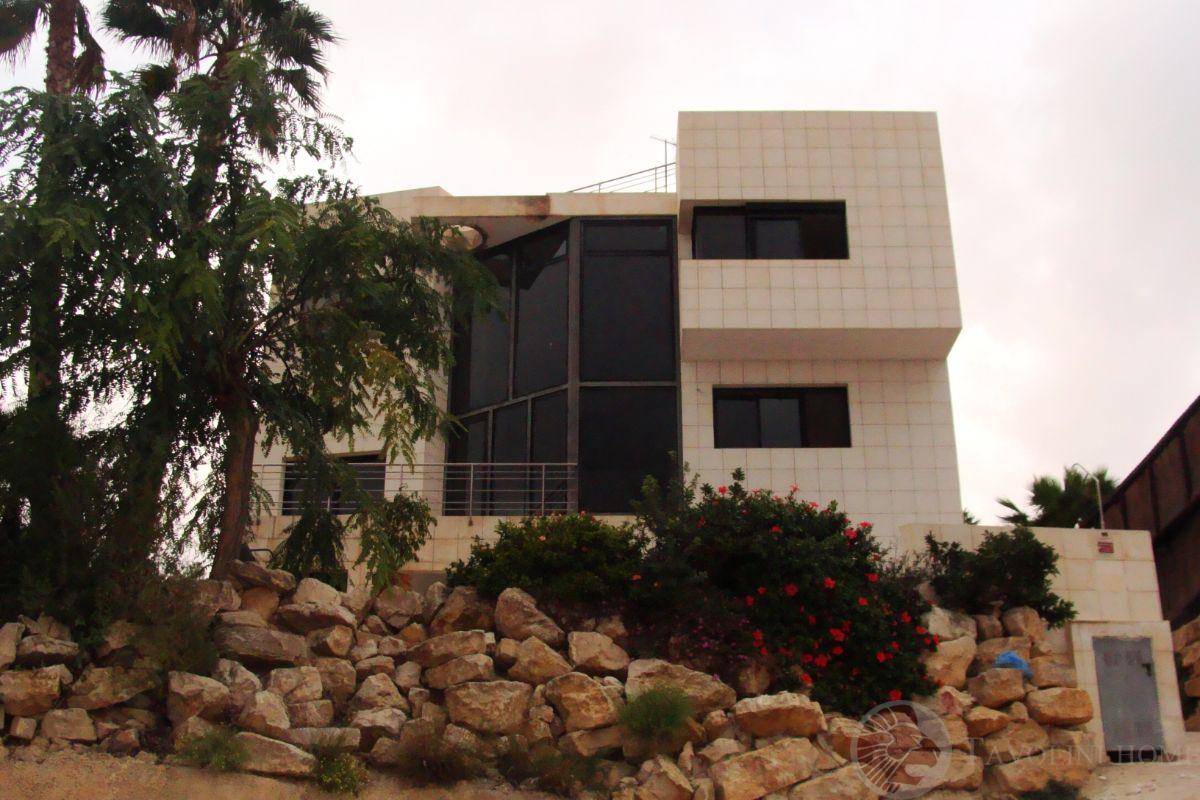 For sale of chalet in El Campello