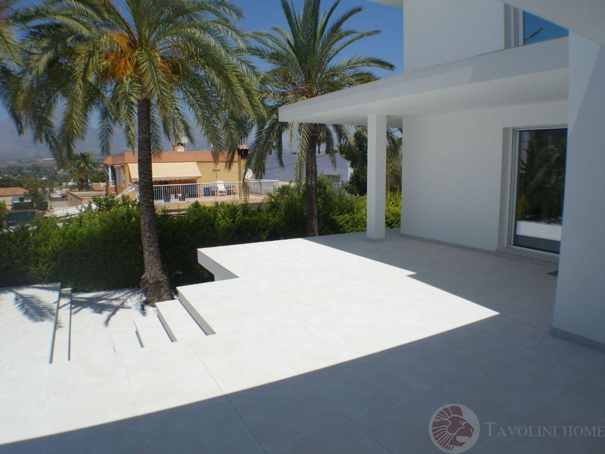 Verkoop van kleine villa in Benidorm